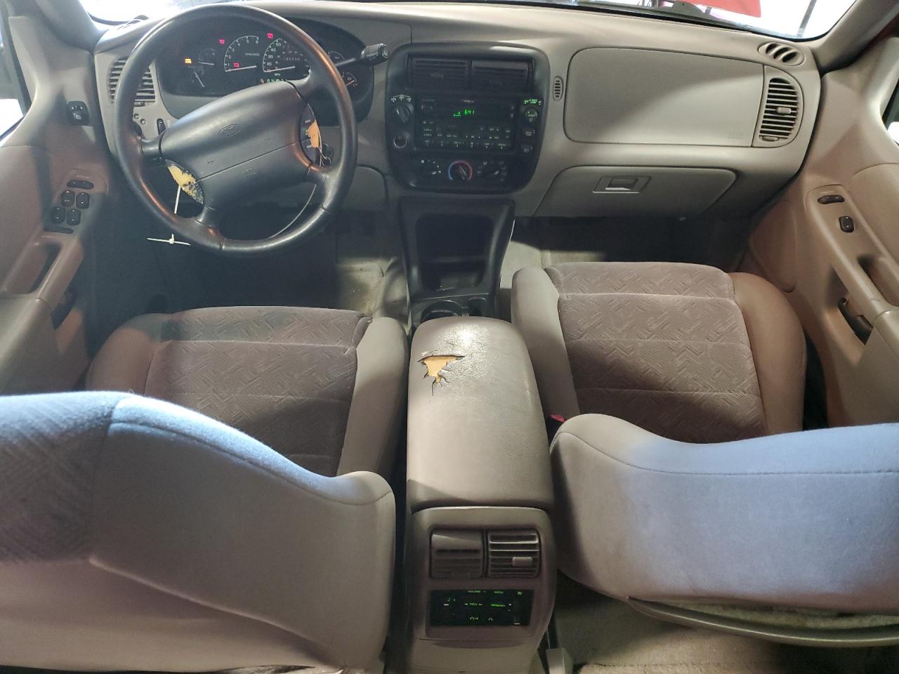 1998 Ford Explorer Красный vin: 1FMZU34E4WZB00945