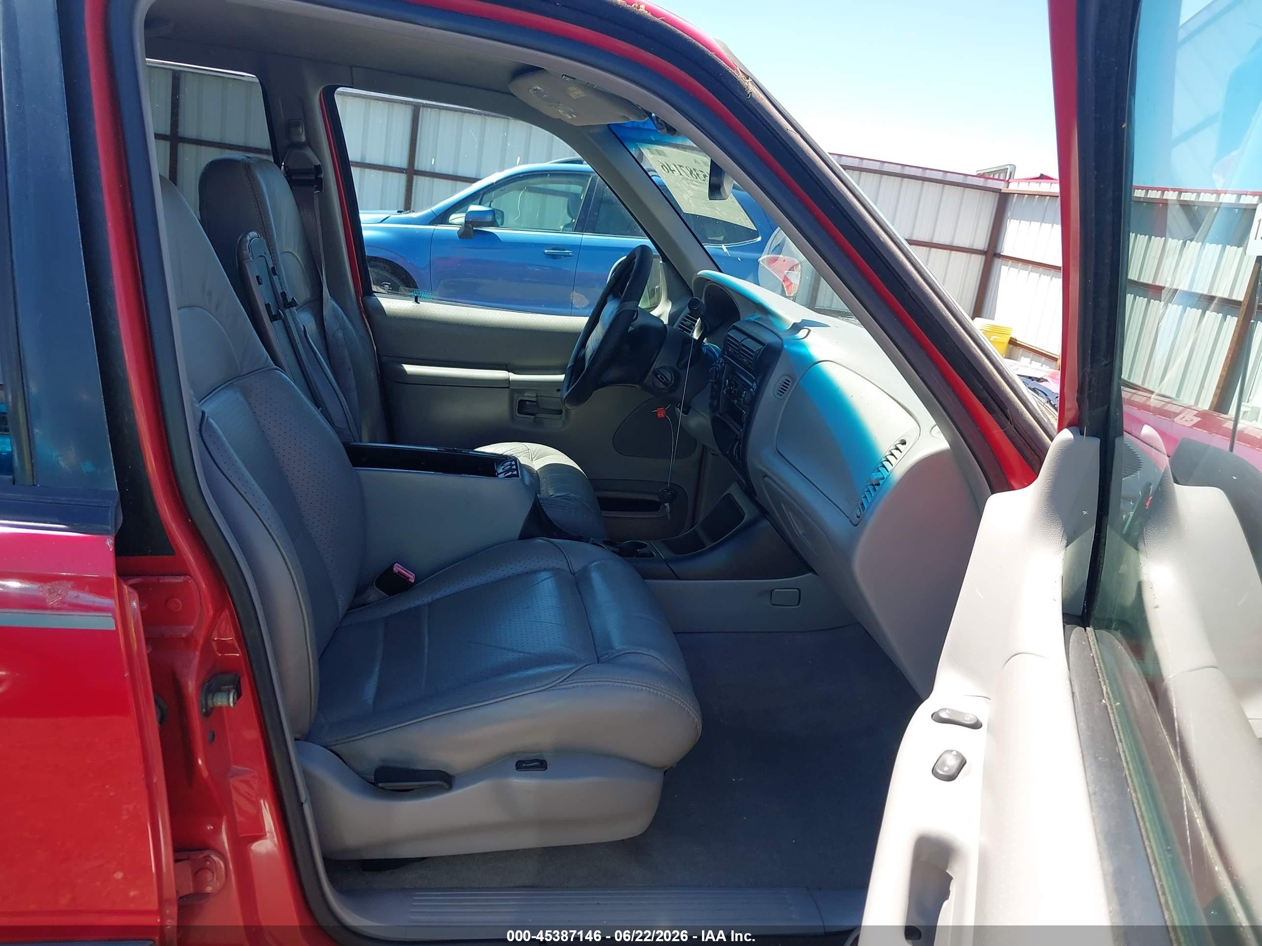 1998 Ford Explorer Eddie Bauer/limited/xl/xlt Red vin: 1FMZU34E5WUA03220