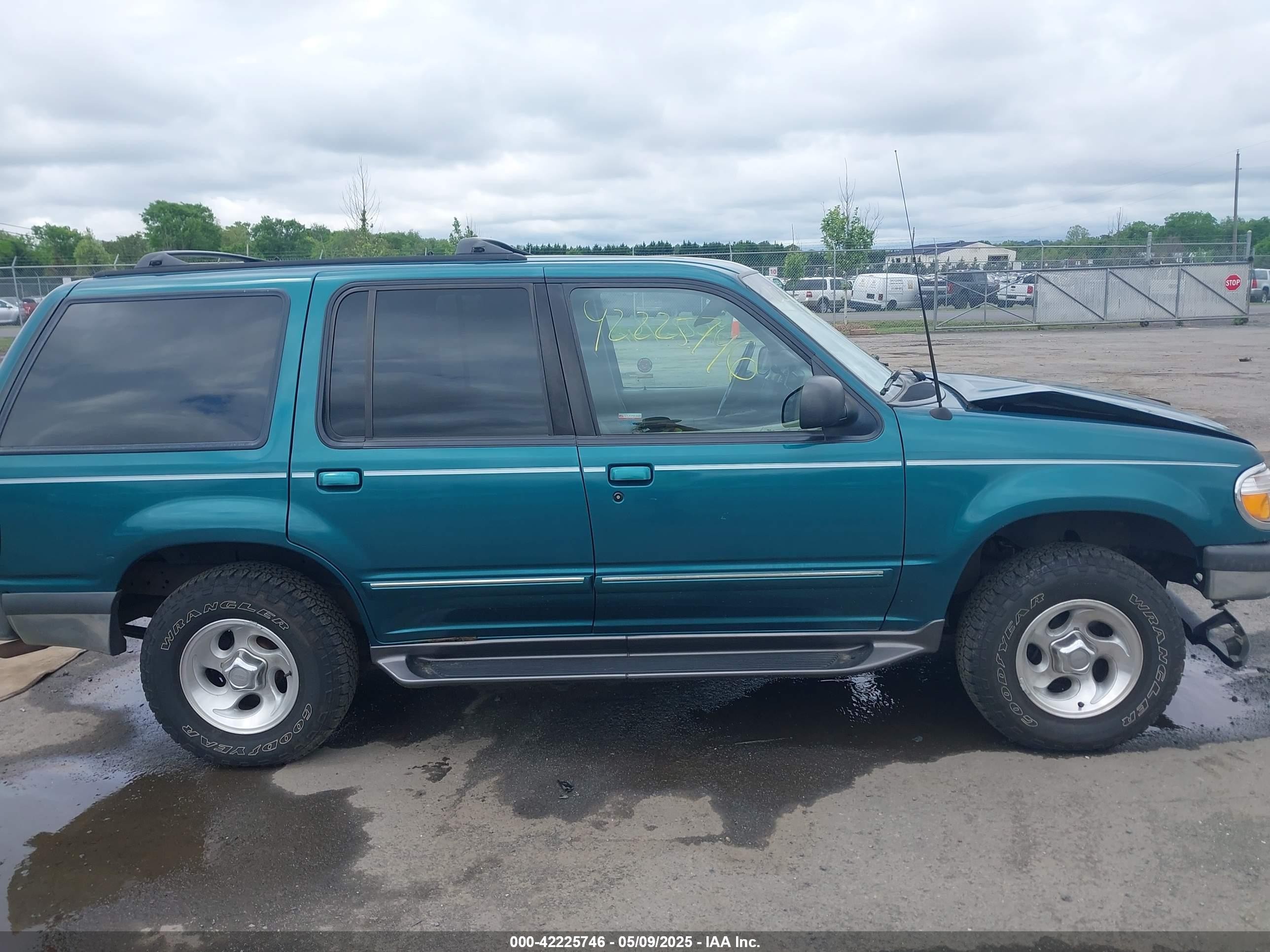 1998 Ford Explorer Eddie Bauer/limited/xl/xlt Зеленый vin: 1FMZU34E5WUC96083