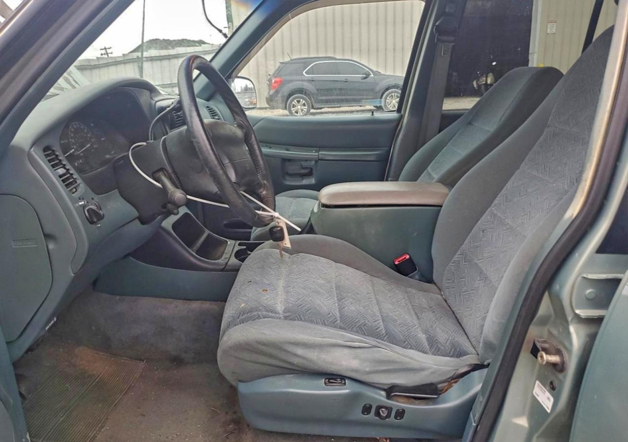 1998 Ford Explorer Зеленый vin: 1FMZU34E5WZB61902