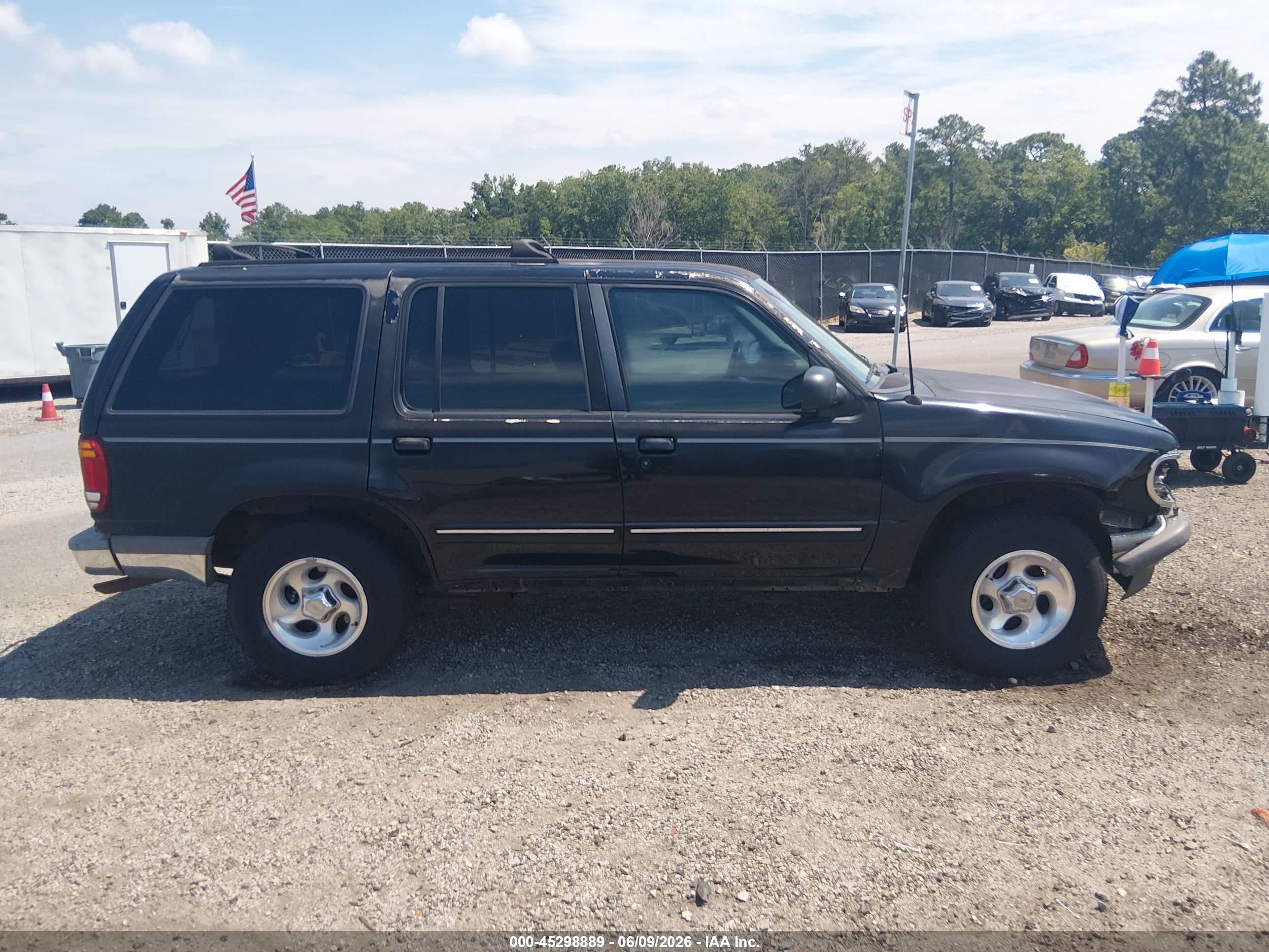1998 Ford Explorer Eddie Bauer/limited/xl/xlt Black vin: 1FMZU34E8WZB59982