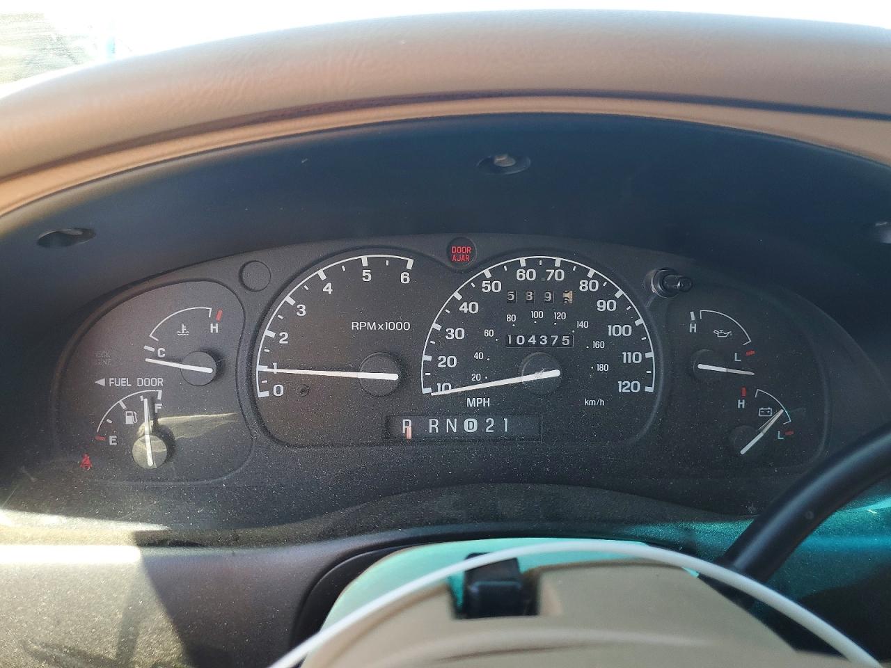 1999 Ford Explorer White vin: 1FMZU34E8XZB47753