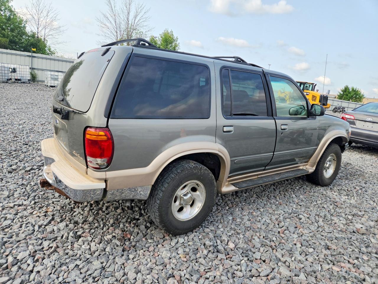 1999 Ford Explorer Green vin: 1FMZU34E8XZB78632