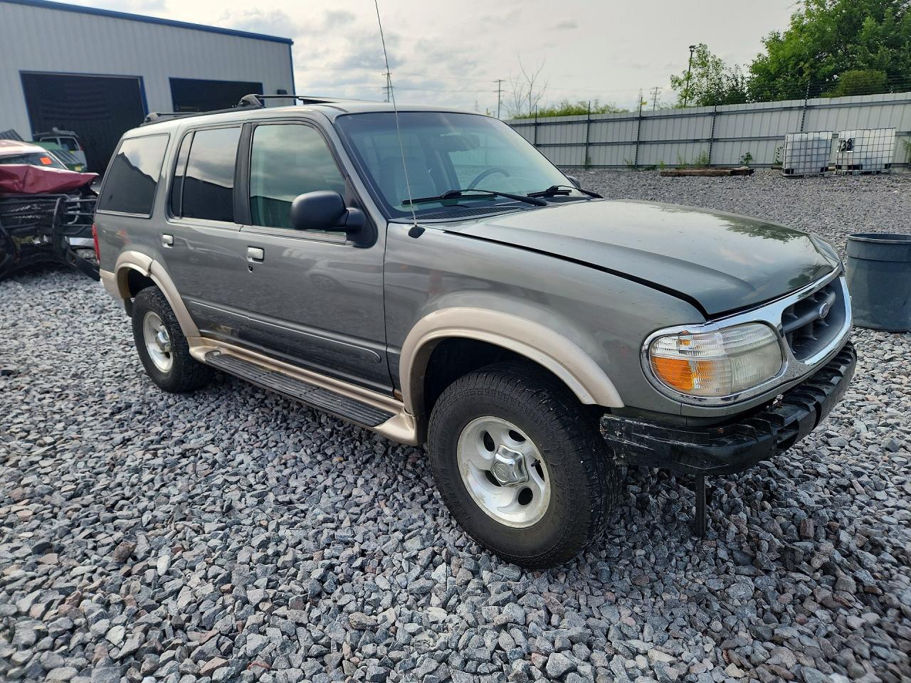 1999 Ford Explorer Green vin: 1FMZU34E8XZB78632