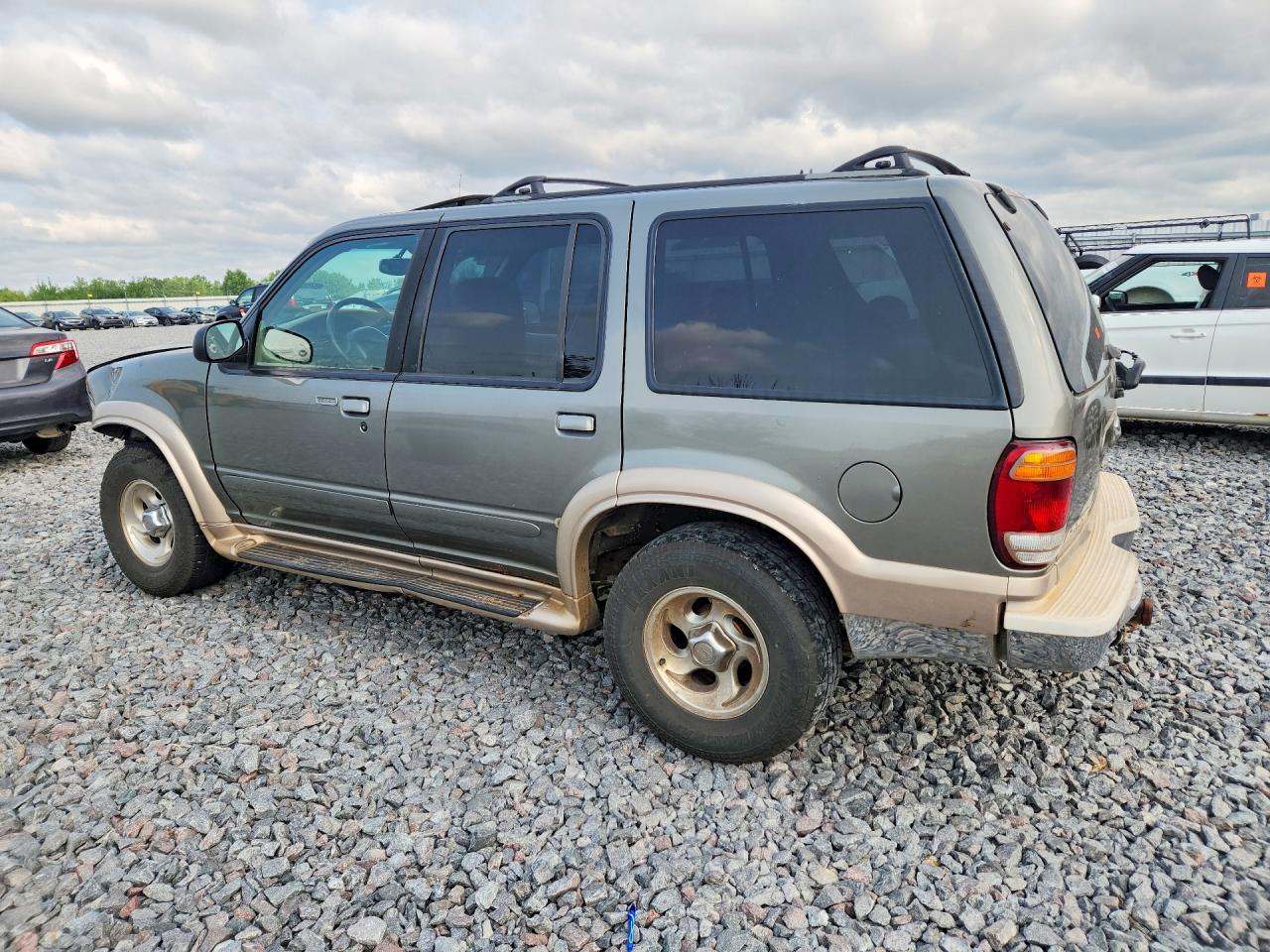 1999 Ford Explorer Green vin: 1FMZU34E8XZB78632