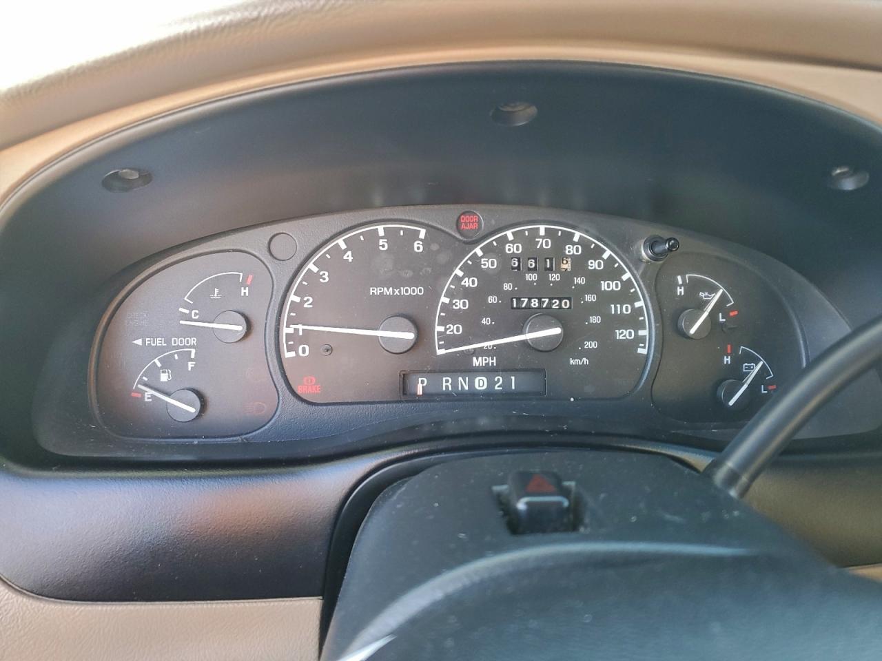 1999 Ford Explorer Red vin: 1FMZU34E9XZB22246