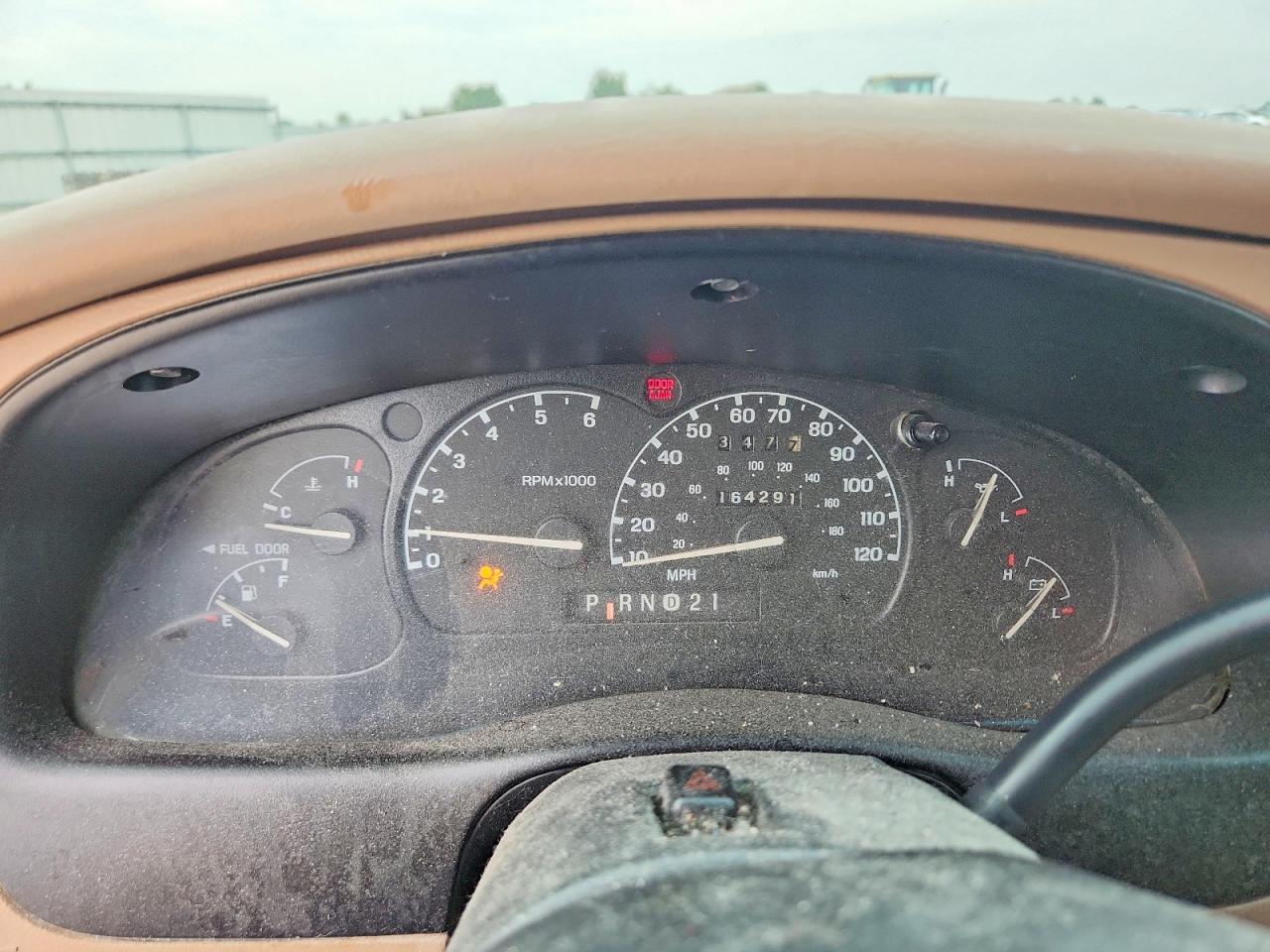 1999 Ford Explorer White vin: 1FMZU34E9XZB97643
