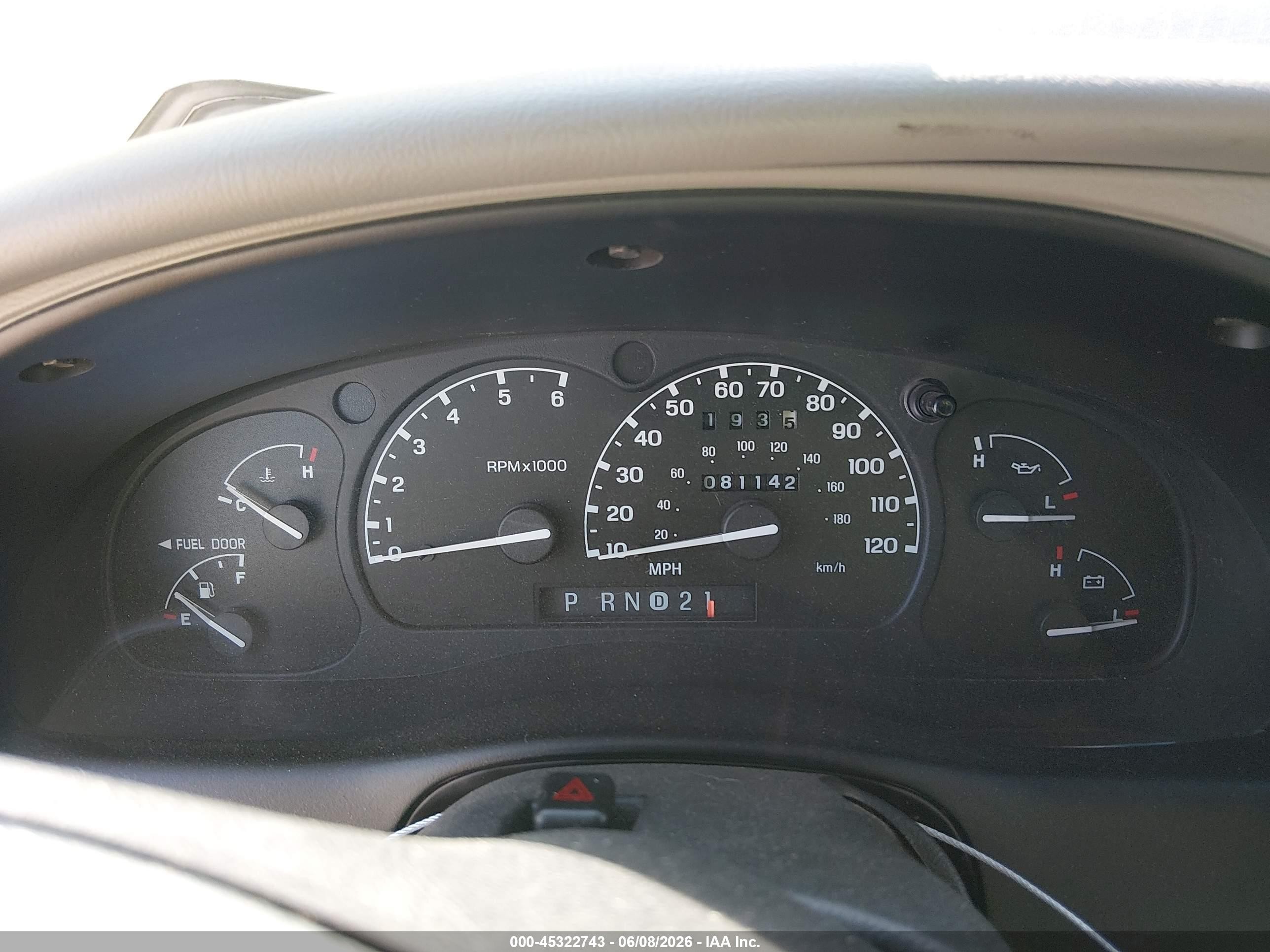 1998 Ford Explorer   Серый vin: 1FMZU34EXWZA07119