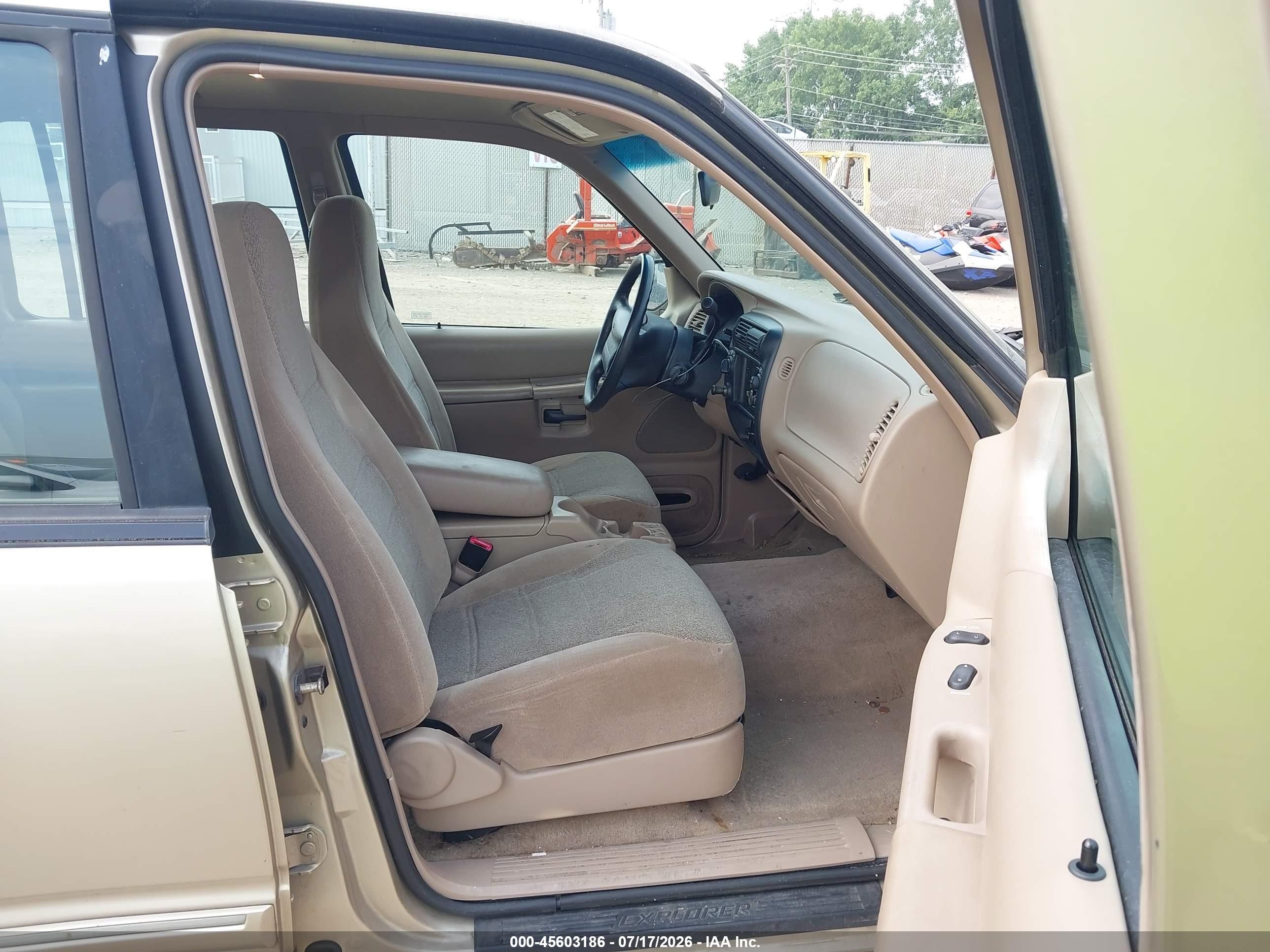 1999 Ford Explorer Xl/xlt Tan vin: 1FMZU34X2XUB50565