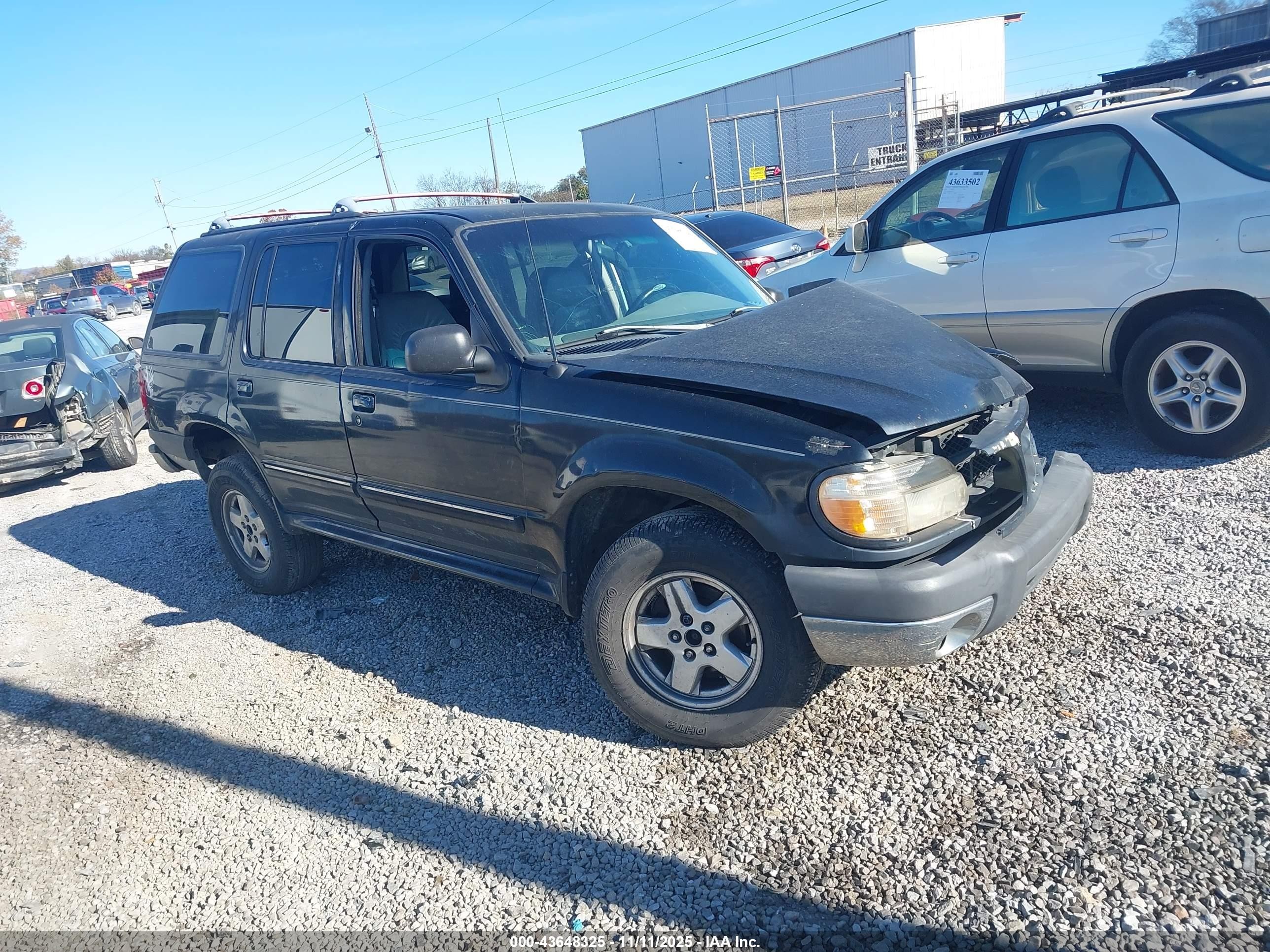 1999 Ford Explorer Xl/xlt Black vin: 1FMZU34X5XUC07728