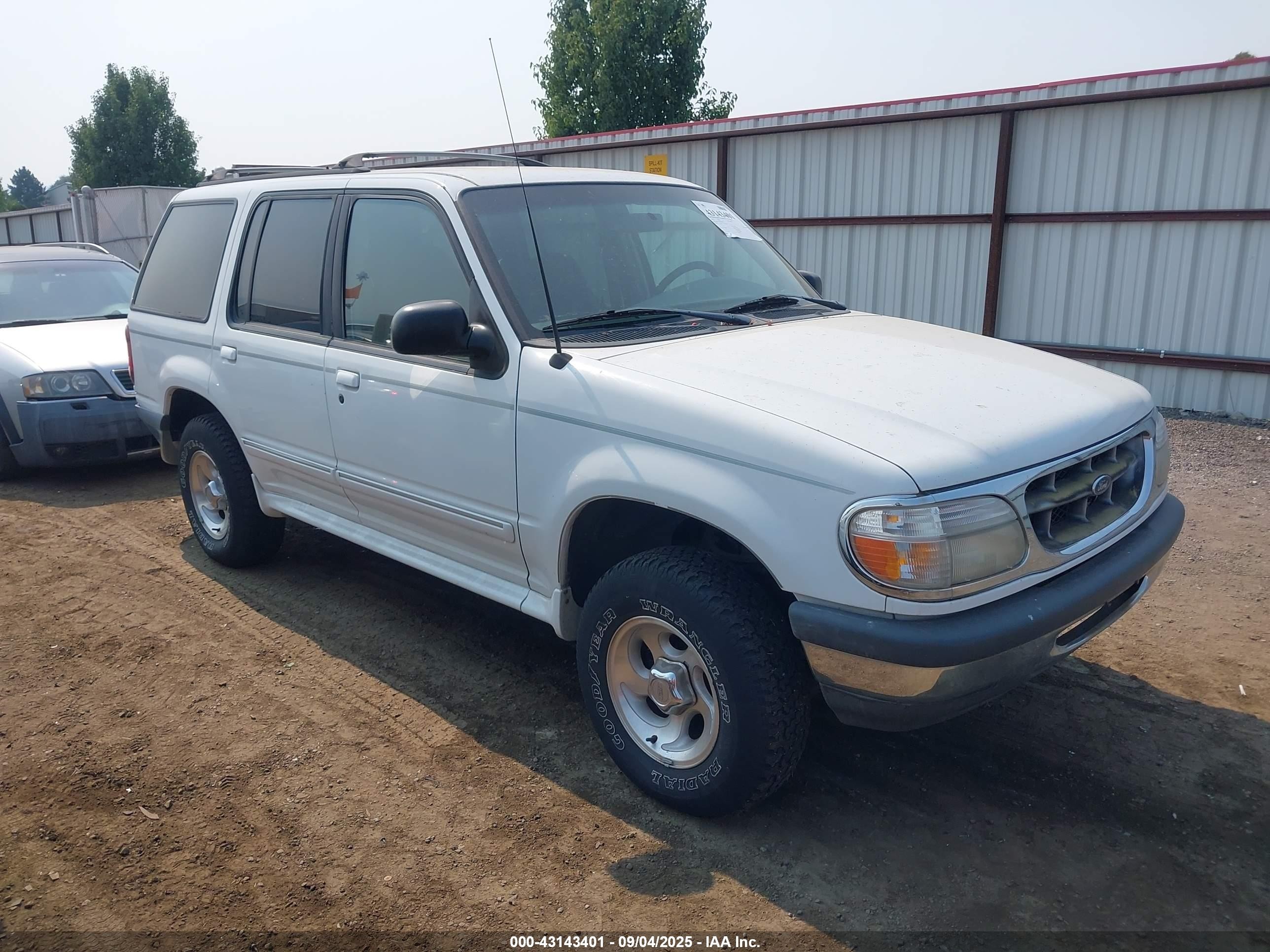 1998 Ford Explorer Eddie Bauer/limited/xl/xlt White vin: 1FMZU34X9WZB20223