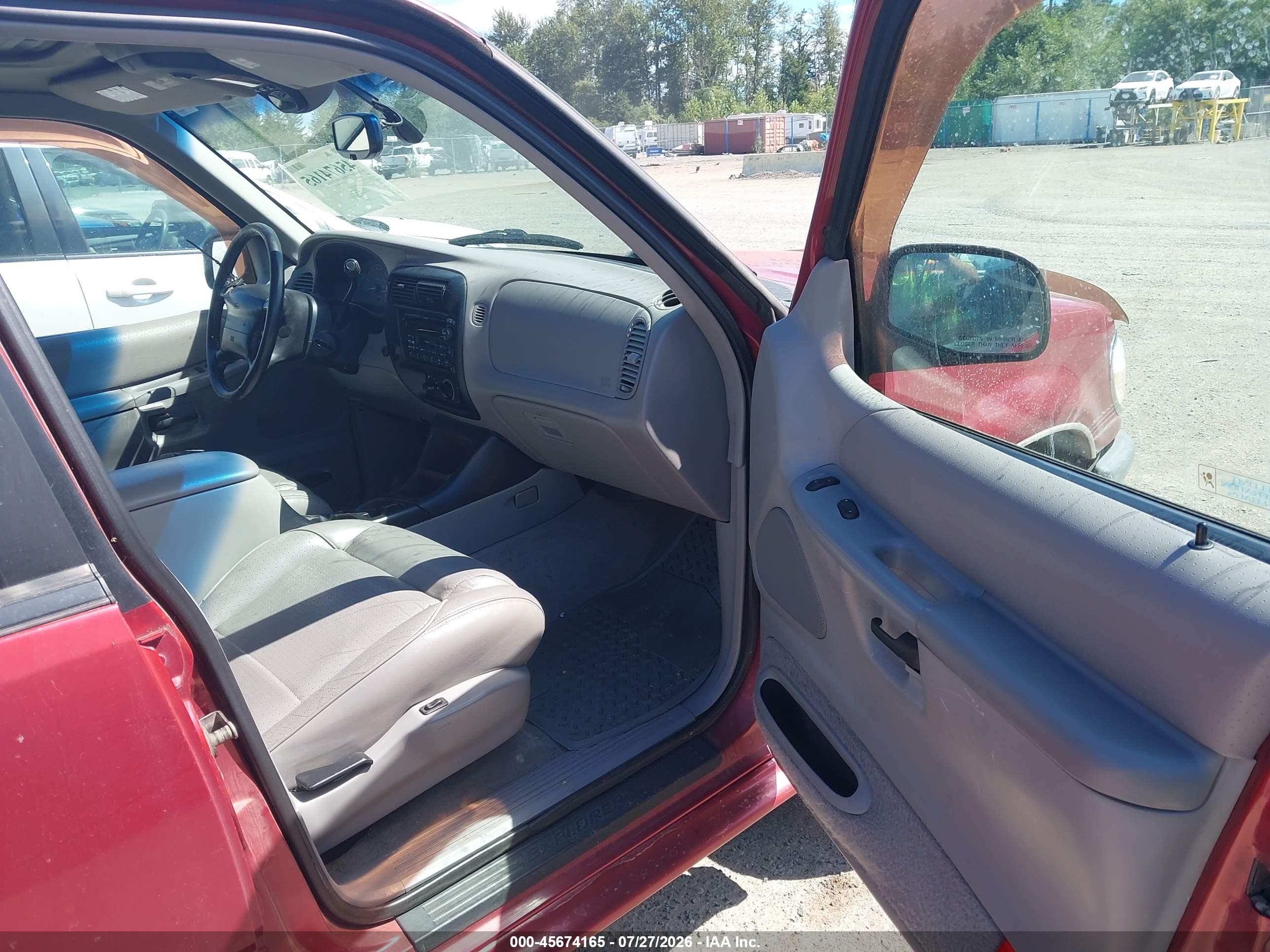 1998 Ford Explorer Eddie Bauer/limited/xlt Red vin: 1FMZU35P3WUA34501