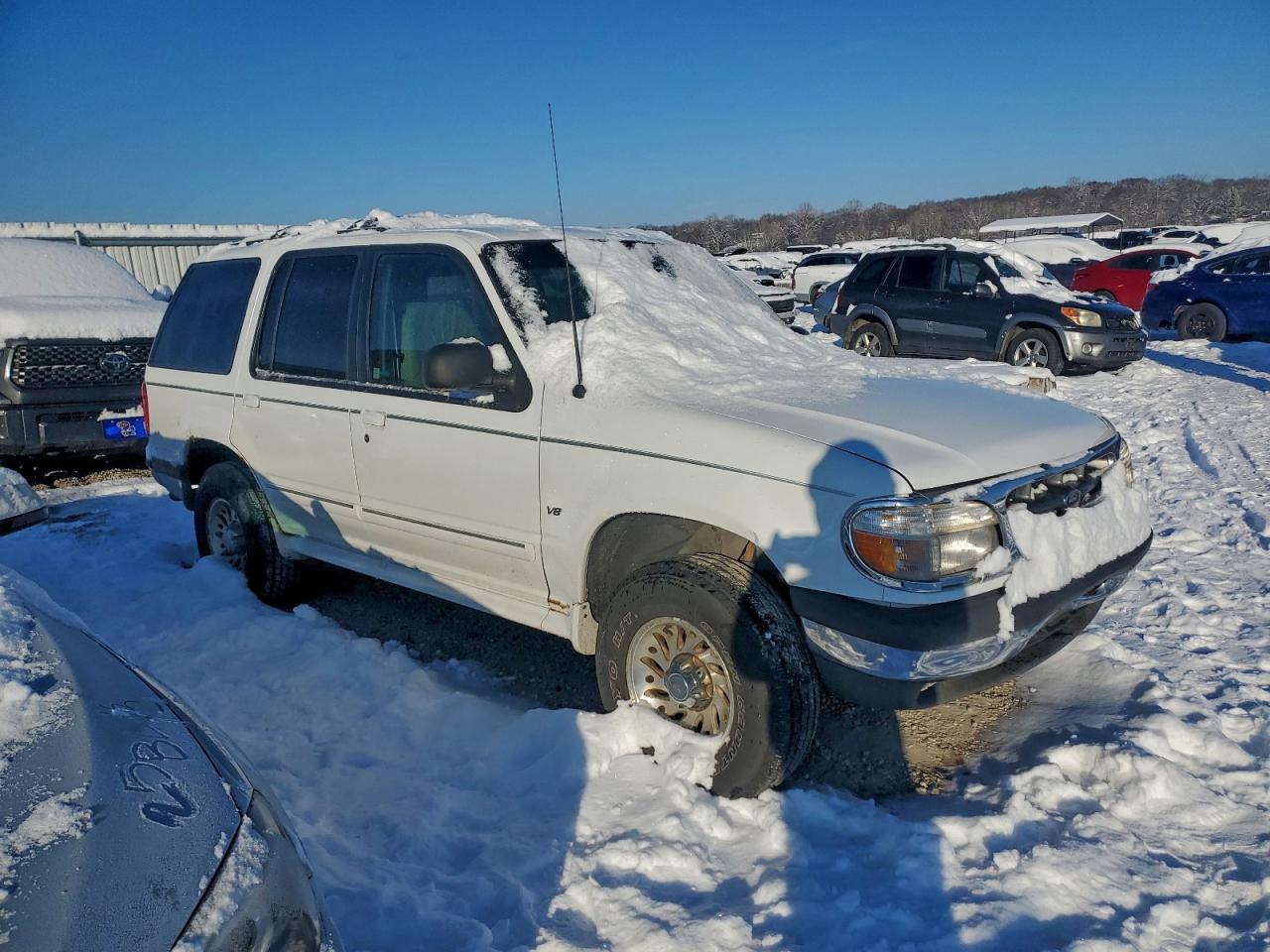 1998 Ford Explorer Белый vin: 1FMZU35P3WZC30070