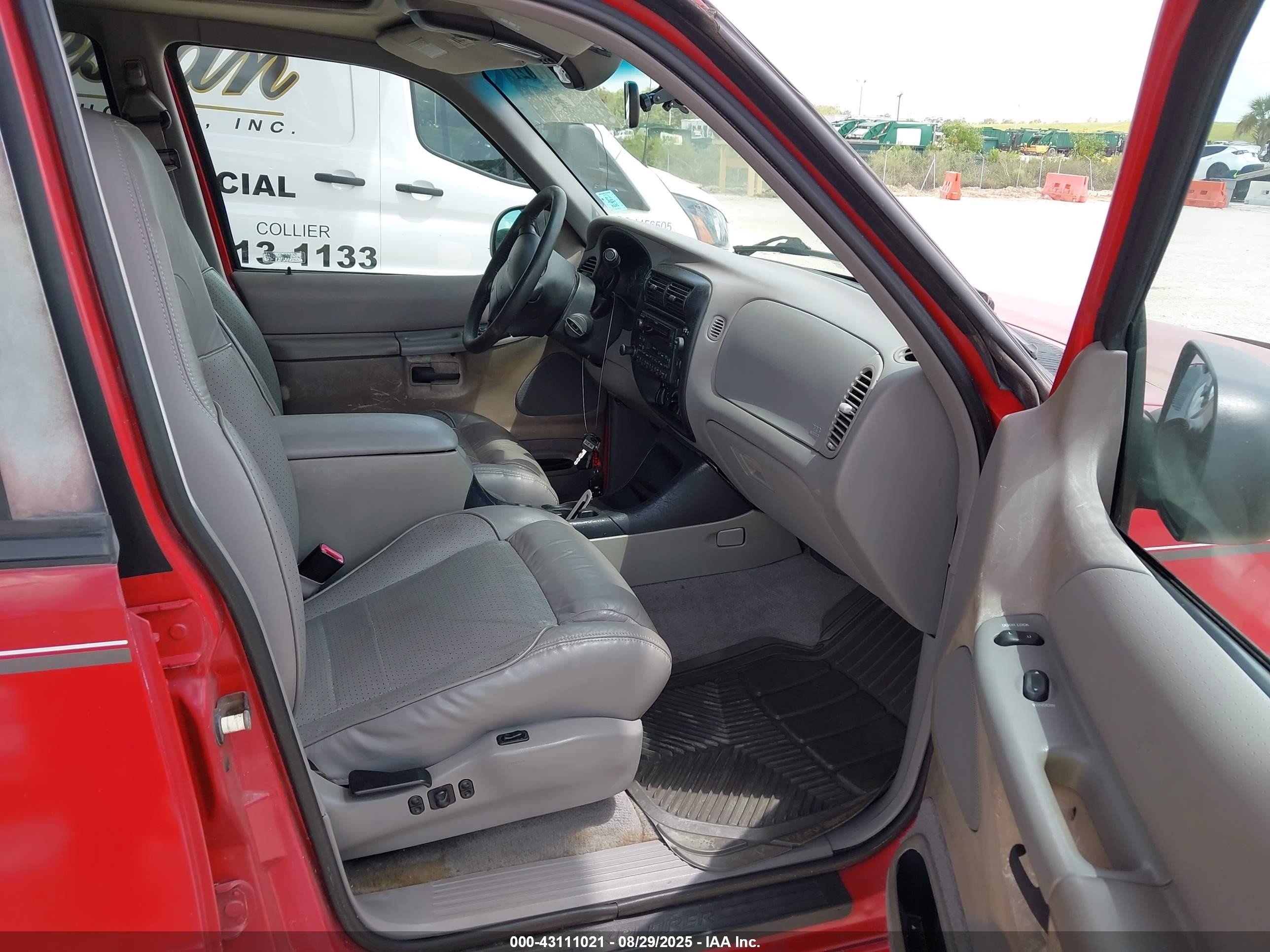 1998 Ford Explorer Eddie Bauer/limited/xlt Red vin: 1FMZU35P6WZC01128