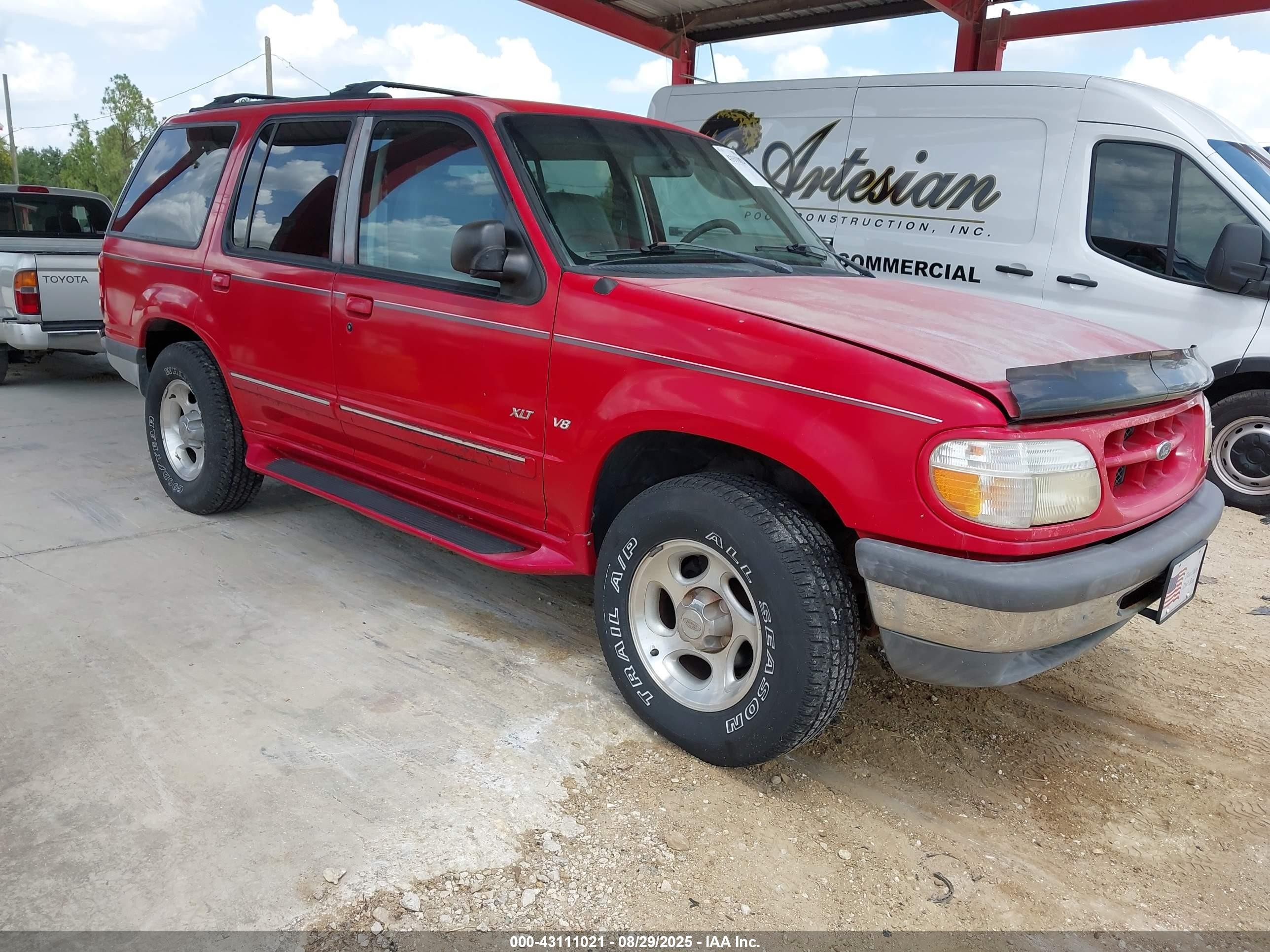 1998 Ford Explorer Eddie Bauer/limited/xlt Red vin: 1FMZU35P6WZC01128