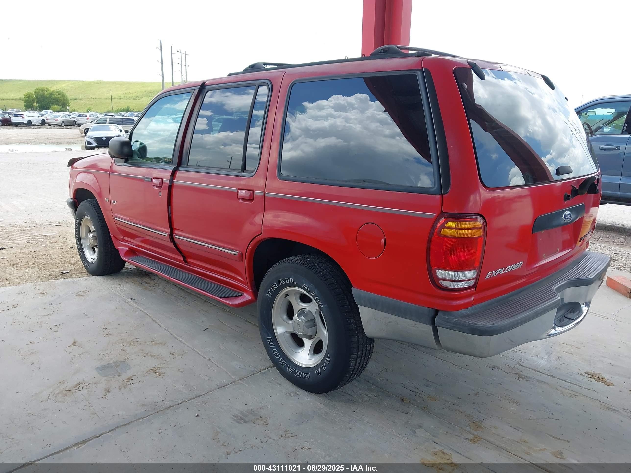 1998 Ford Explorer Eddie Bauer/limited/xlt Red vin: 1FMZU35P6WZC01128