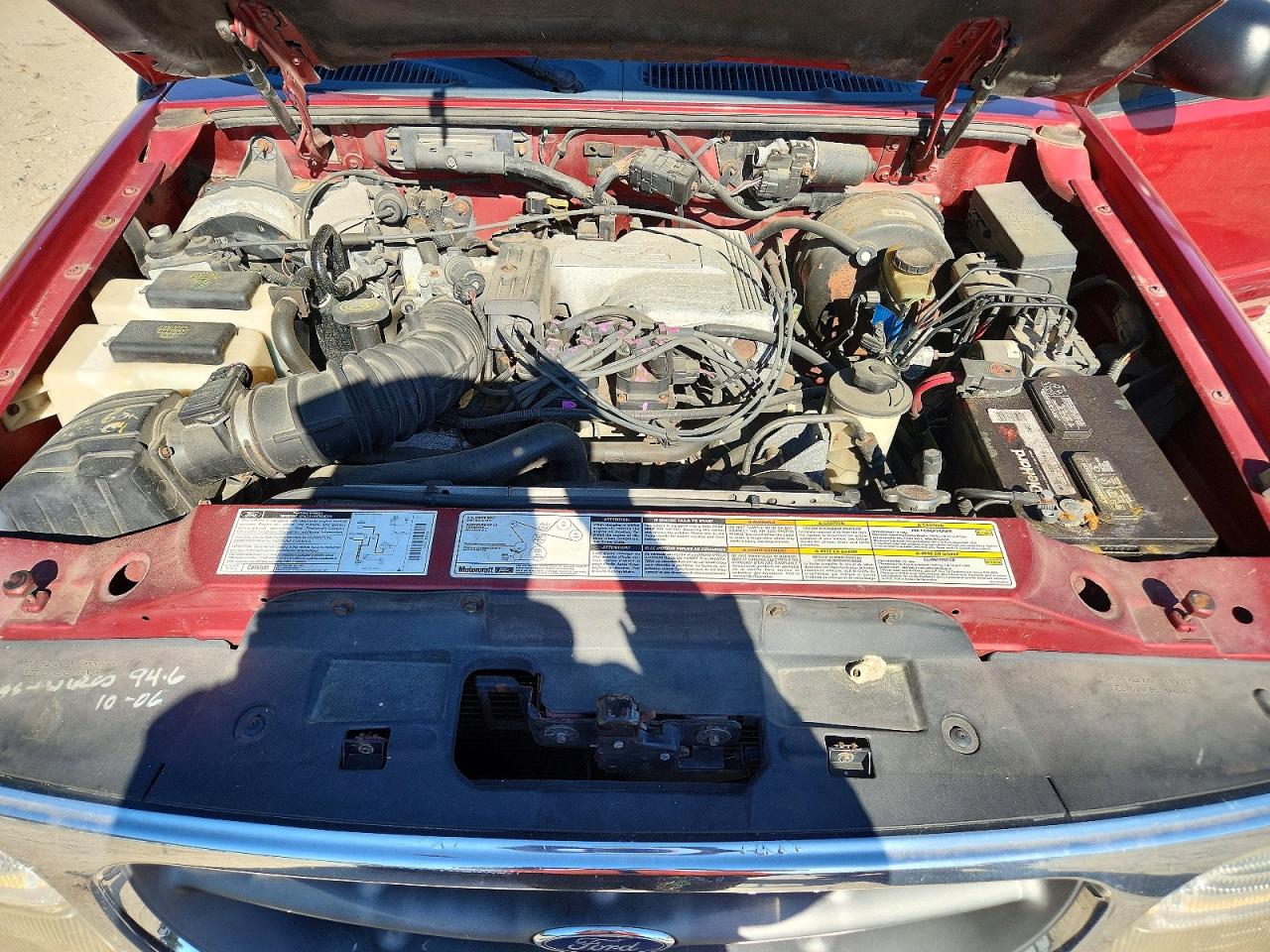 1999 Ford Explorer Burgundy vin: 1FMZU35P7XZB00231
