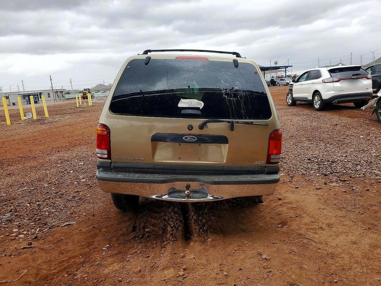 1999 Ford Explorer Tan vin: 1FMZU35P8XZB11934