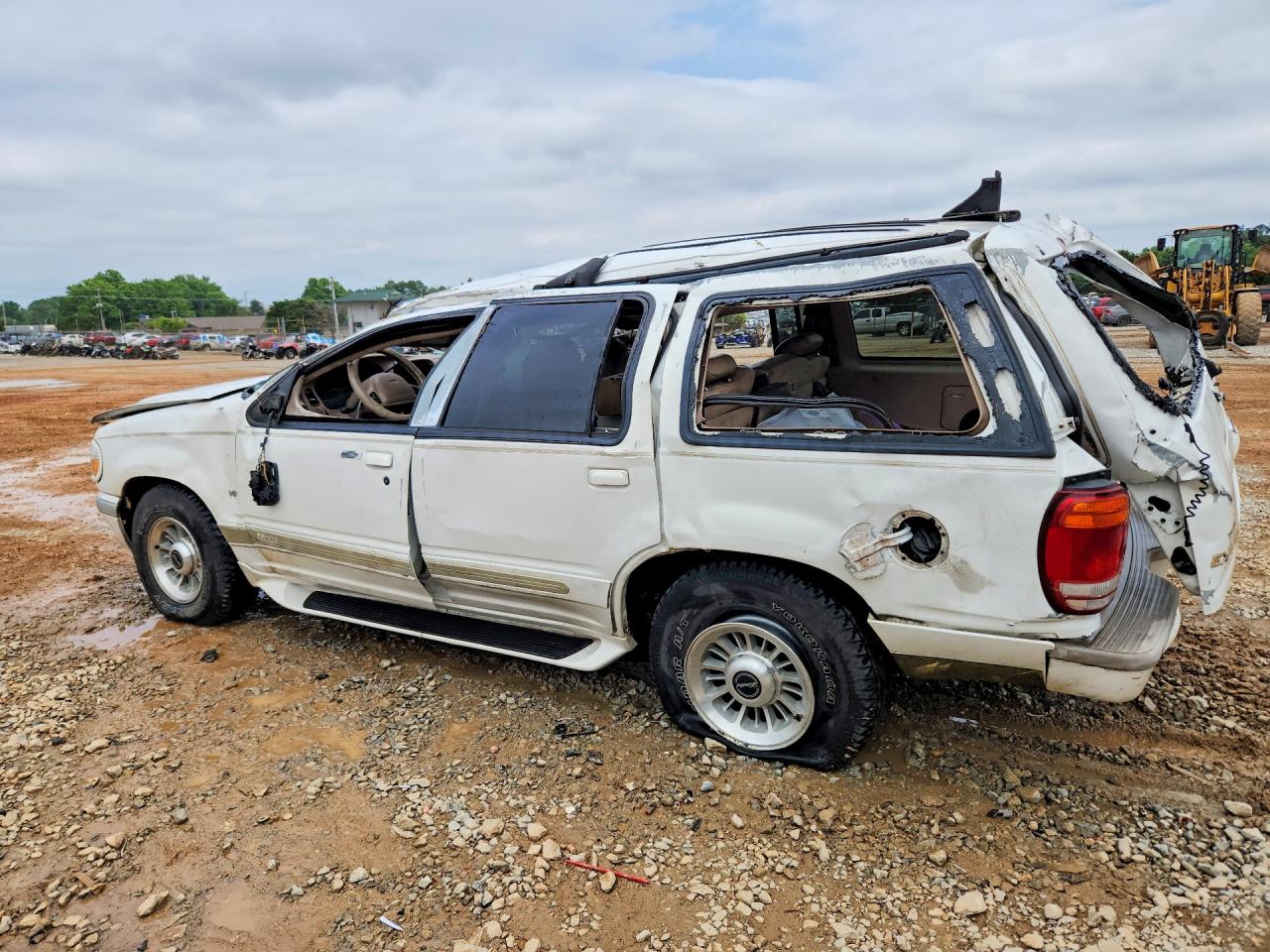 1998 Ford Explorer White vin: 1FMZU35PXWZA36751