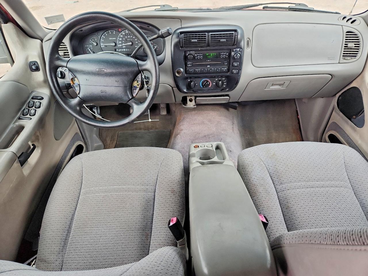 2001 Ford Explorer Red vin: 1FMZU62E61UB53902