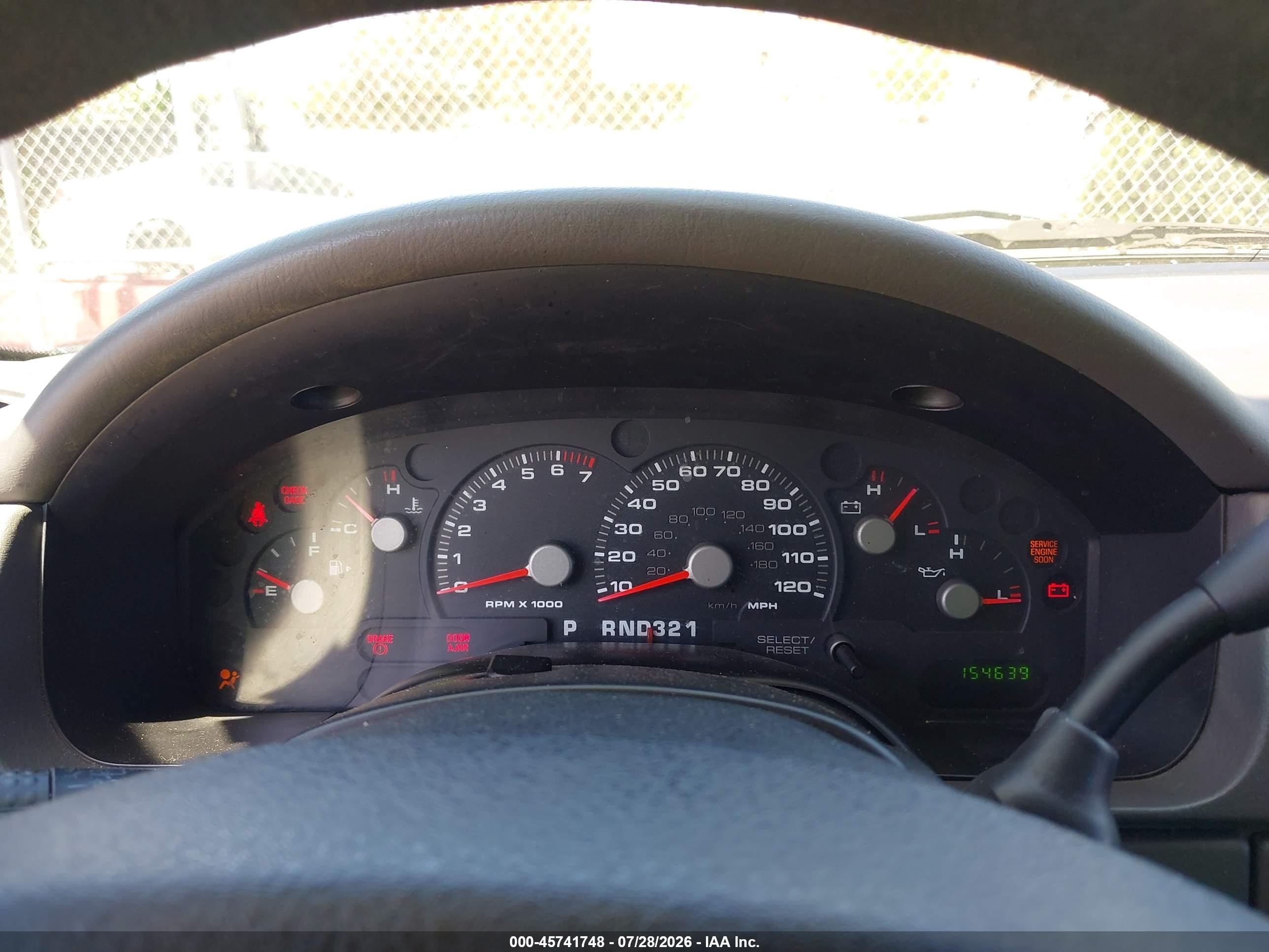 2004 Ford Explorer Xls Burgundy vin: 1FMZU62EX4ZA95655