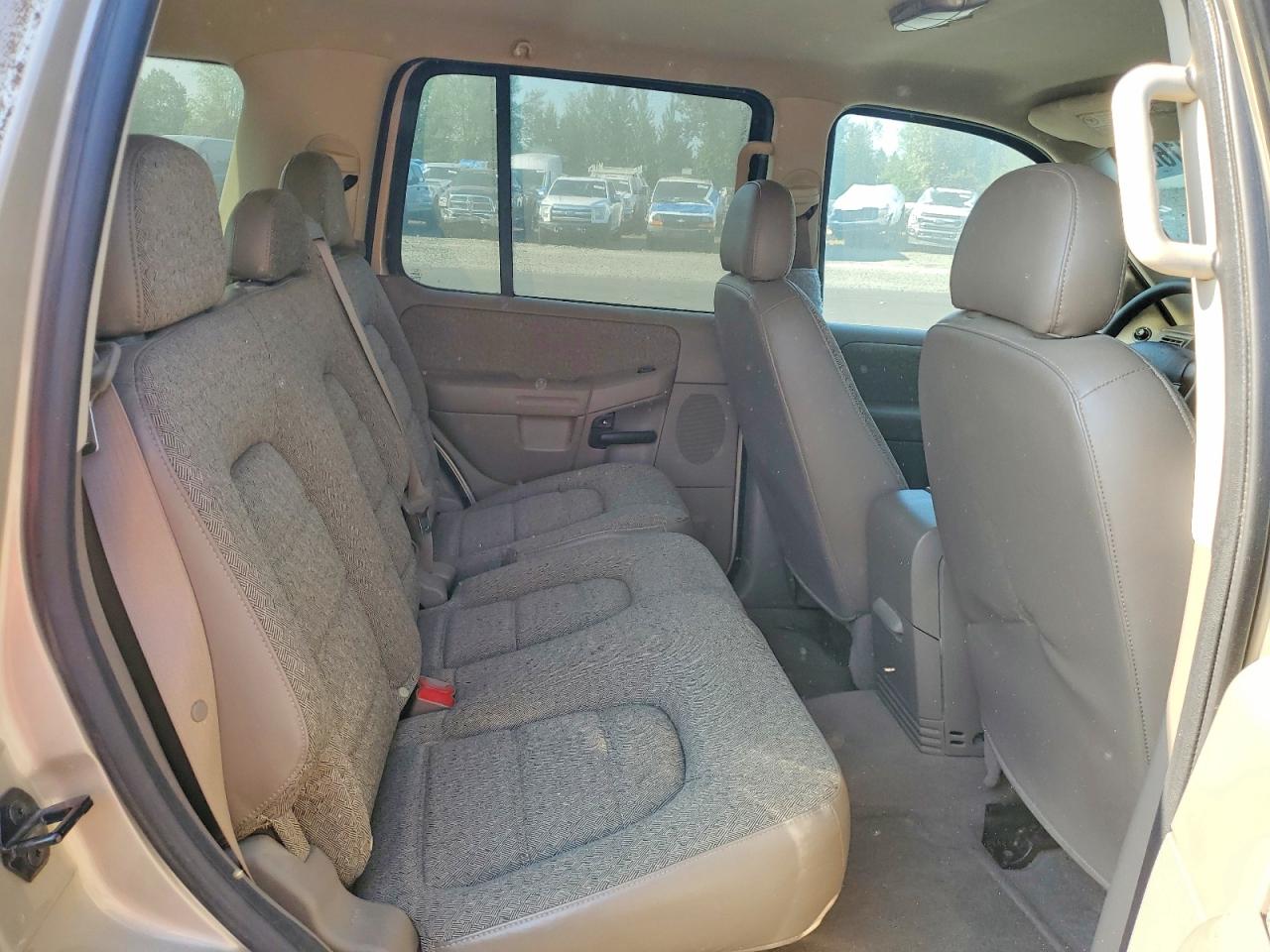 2004 Ford Explorer Xls Beige vin: 1FMZU62EX4ZB36379