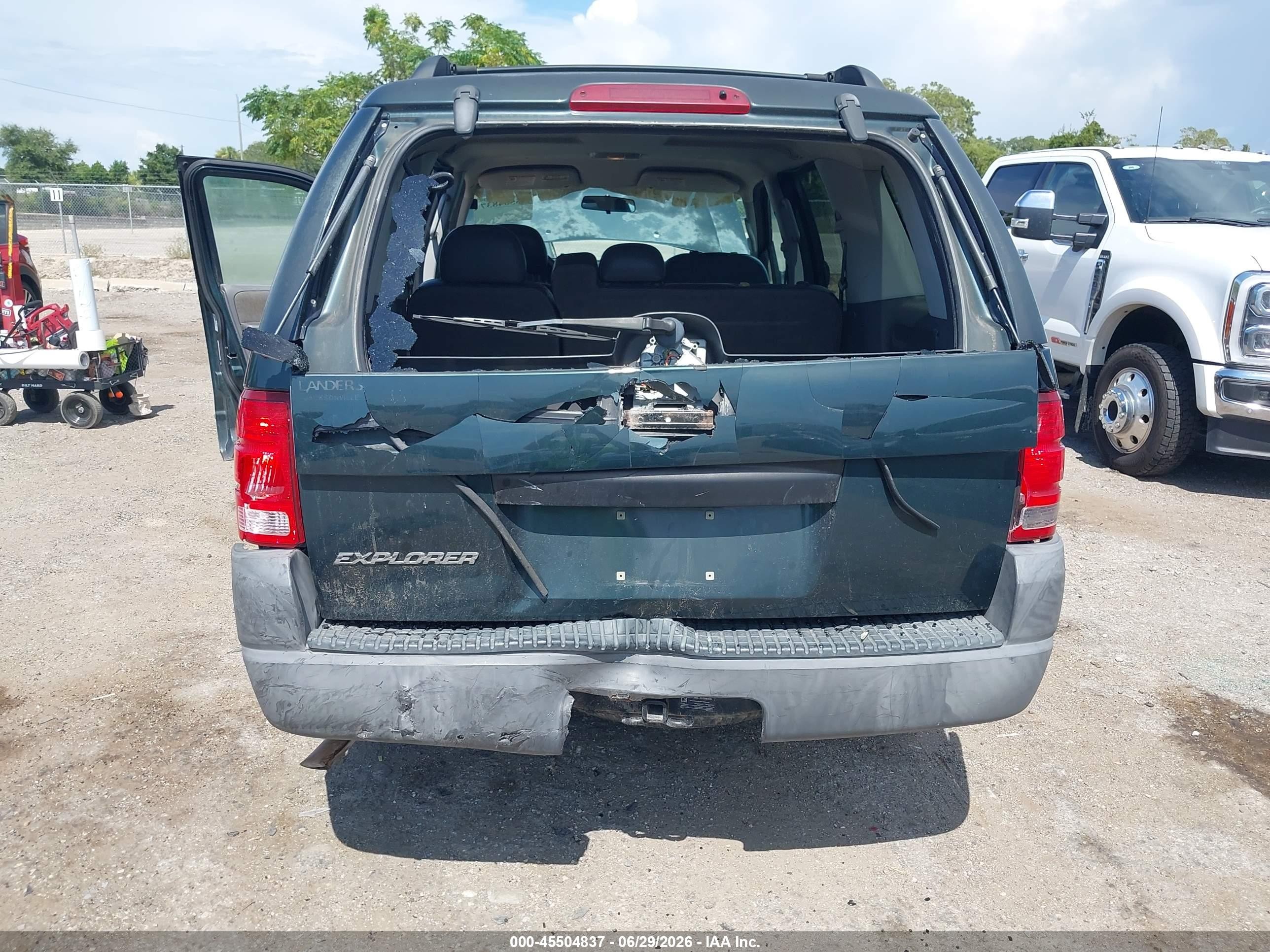 2004 Ford Explorer Xls Green vin: 1FMZU62K04UB66753