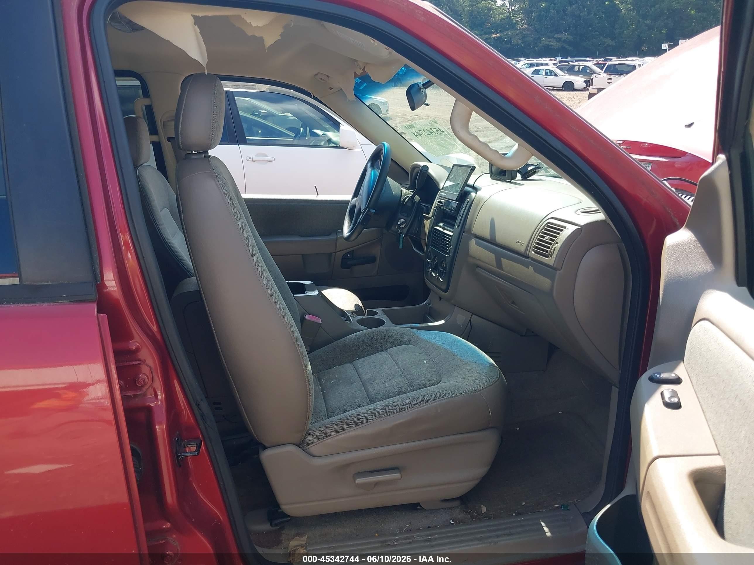 2002 Ford Explorer Xls Red vin: 1FMZU62K12UD60589