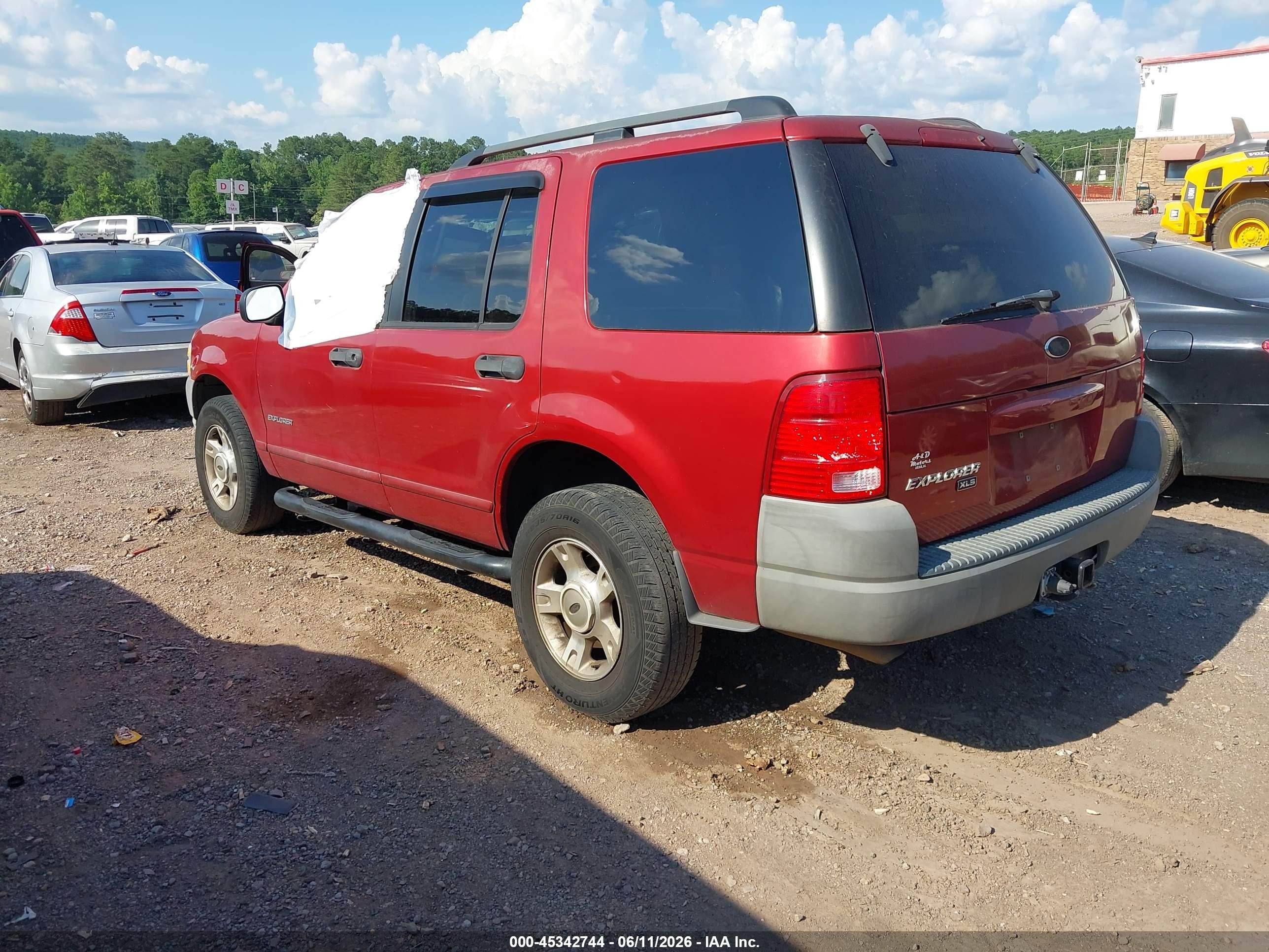 2002 Ford Explorer Xls Red vin: 1FMZU62K12UD60589