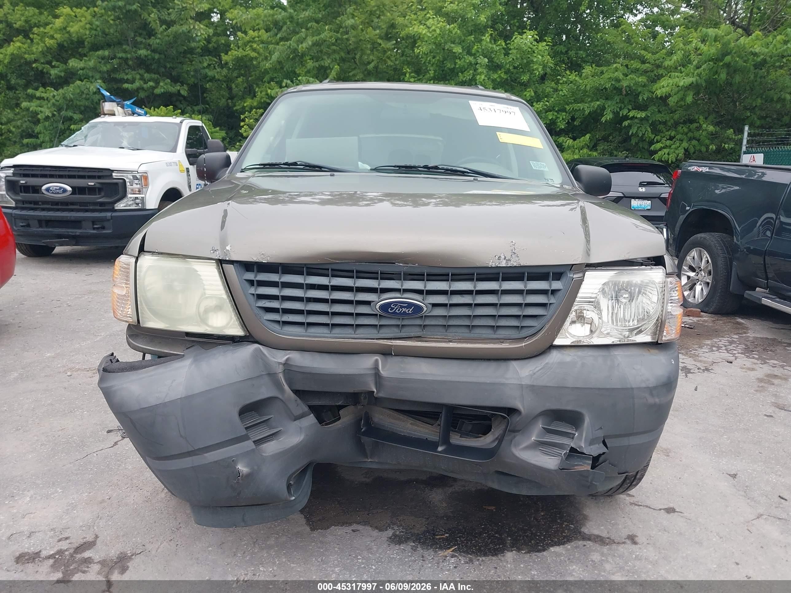 2004 Ford Explorer Xls Gold vin: 1FMZU62K14ZB41900