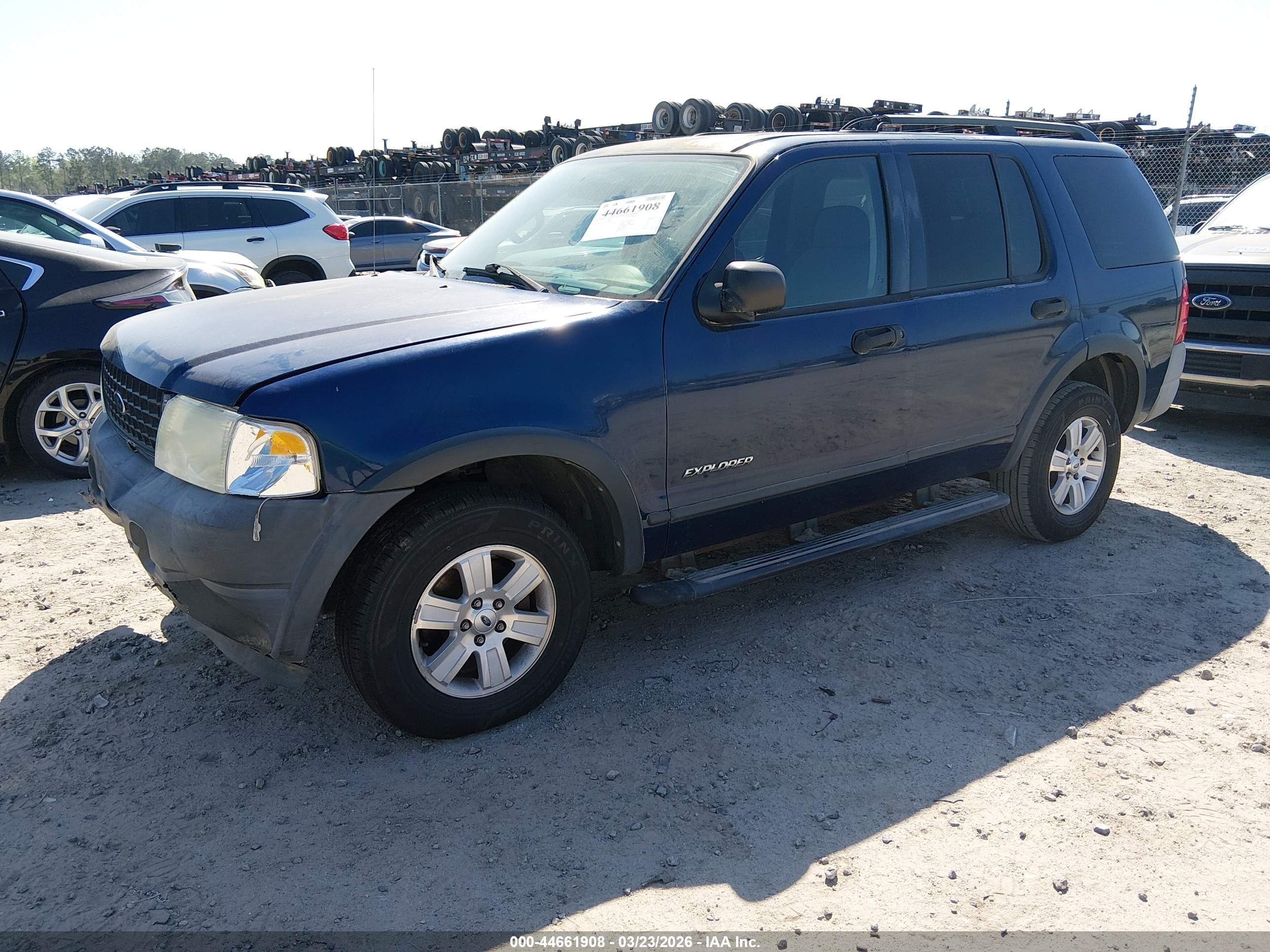2004 Ford Explorer Xls Dark Blue vin: 1FMZU62K24UB62803