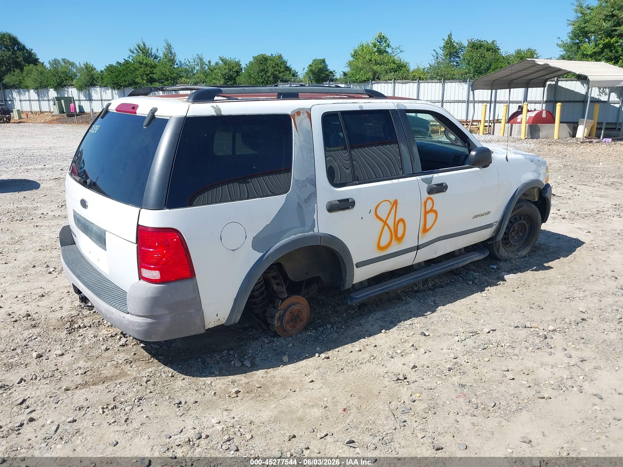 2004 Ford Explorer Xls Белый vin: 1FMZU62K84UC25838