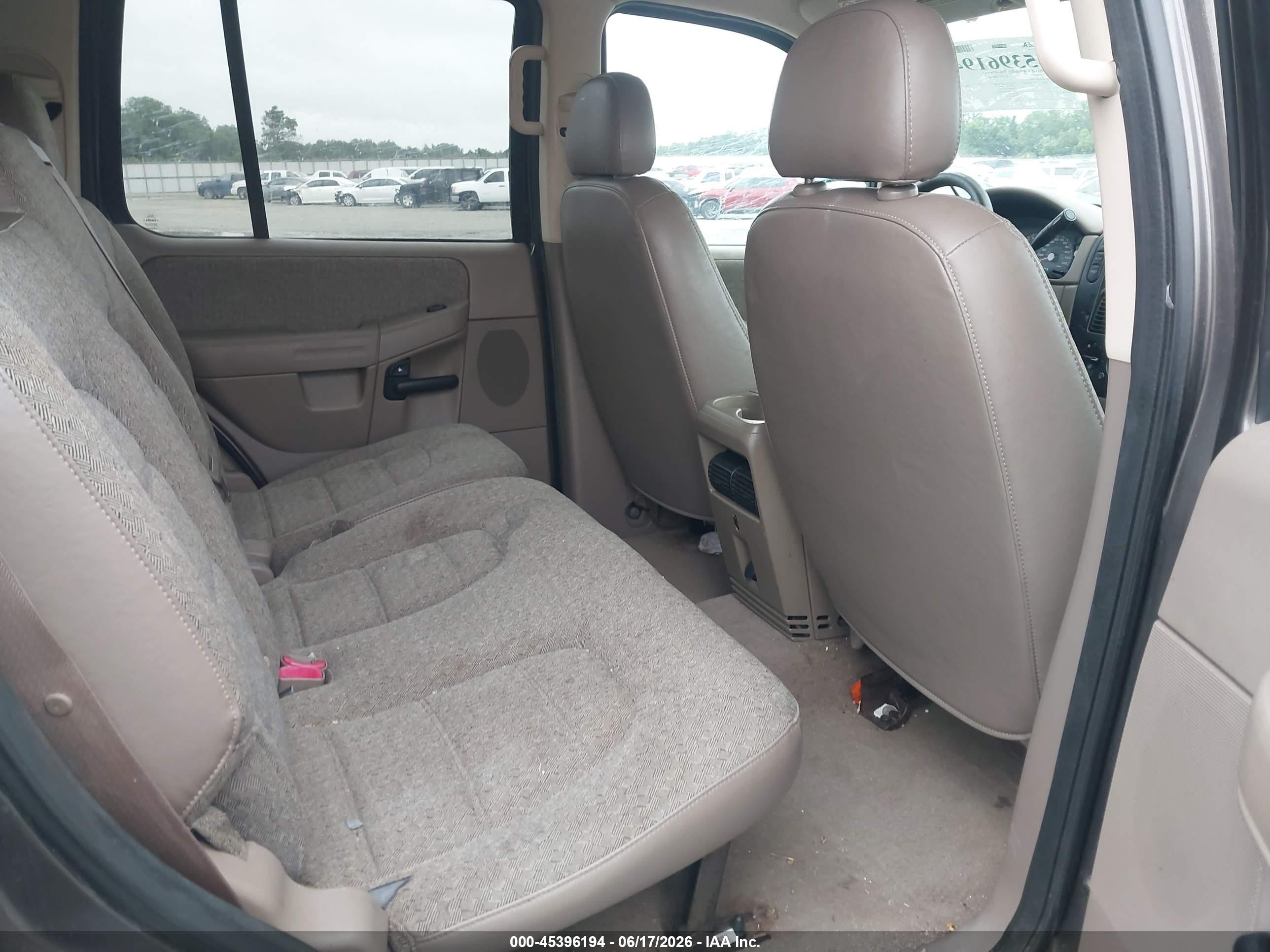 2005 Ford Explorer Xls/xls Sport Black vin: 1FMZU62K85UB29841