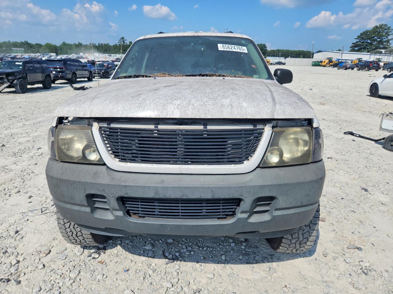 2003 Ford Explorer Xls White vin: 1FMZU62KX3UB30518