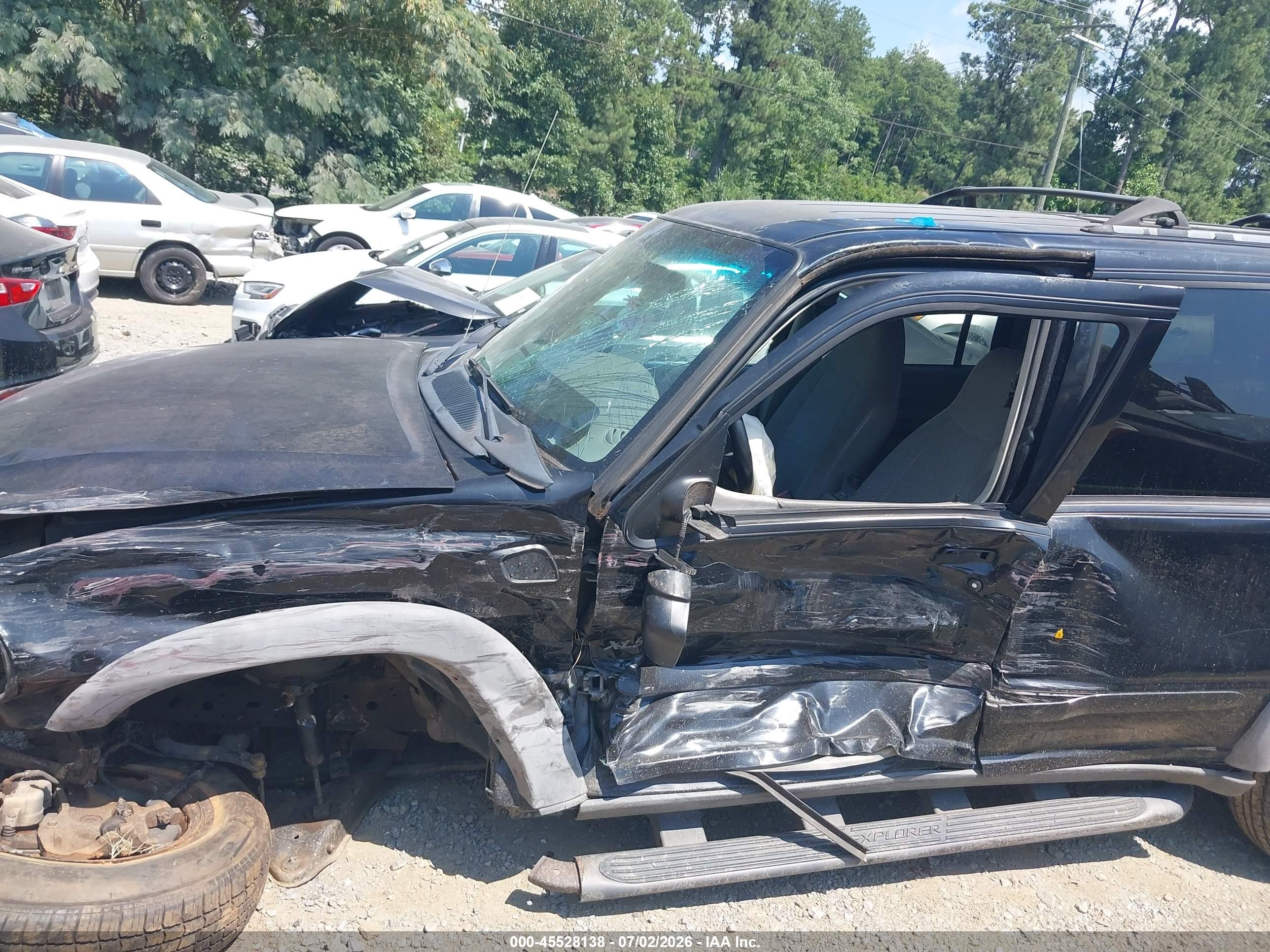 2000 Ford Explorer Xls Black vin: 1FMZU62X5YUB78480