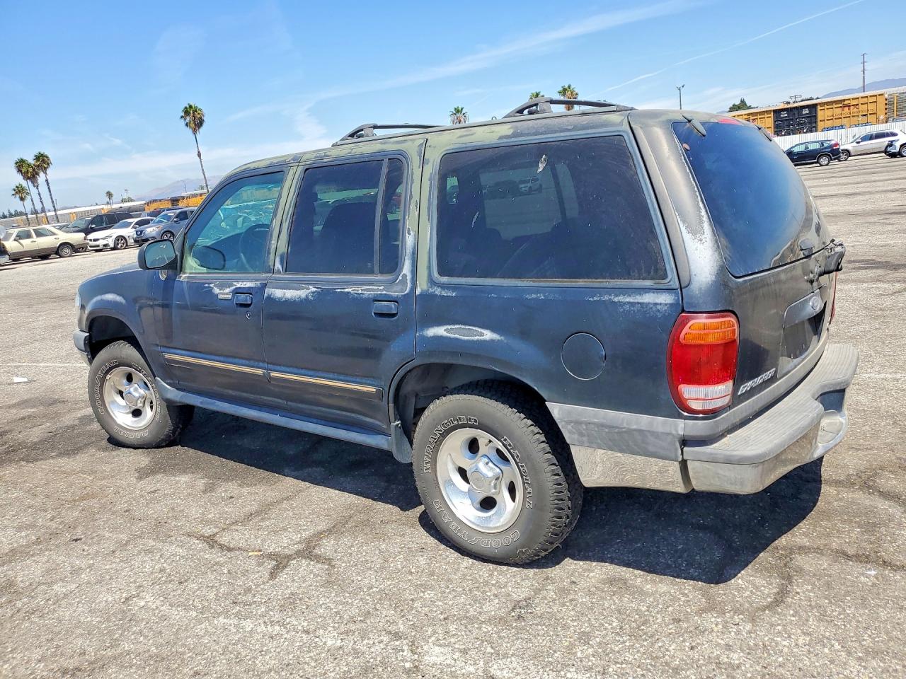 2001 Ford Explorer Xlt Green vin: 1FMZU63E01ZA43252