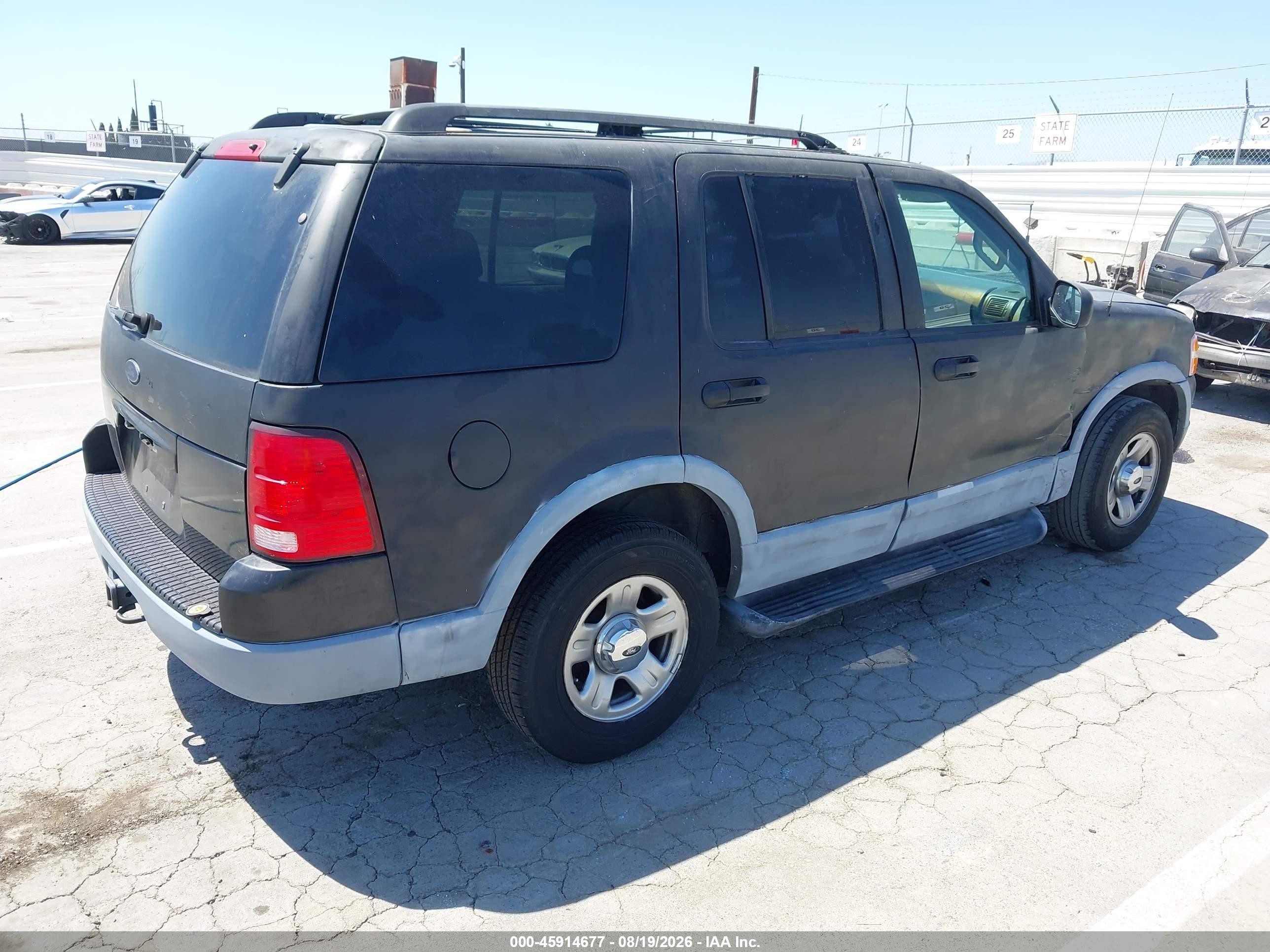 2002 Ford Explorer Xlt Black vin: 1FMZU63E22ZB80307