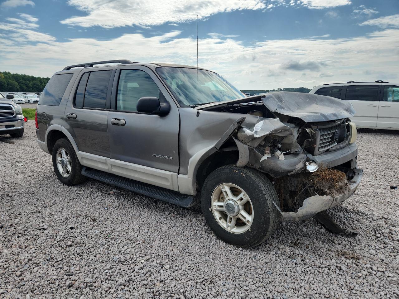 2002 Ford Explorer Xlt Gray vin: 1FMZU63E72ZB28476