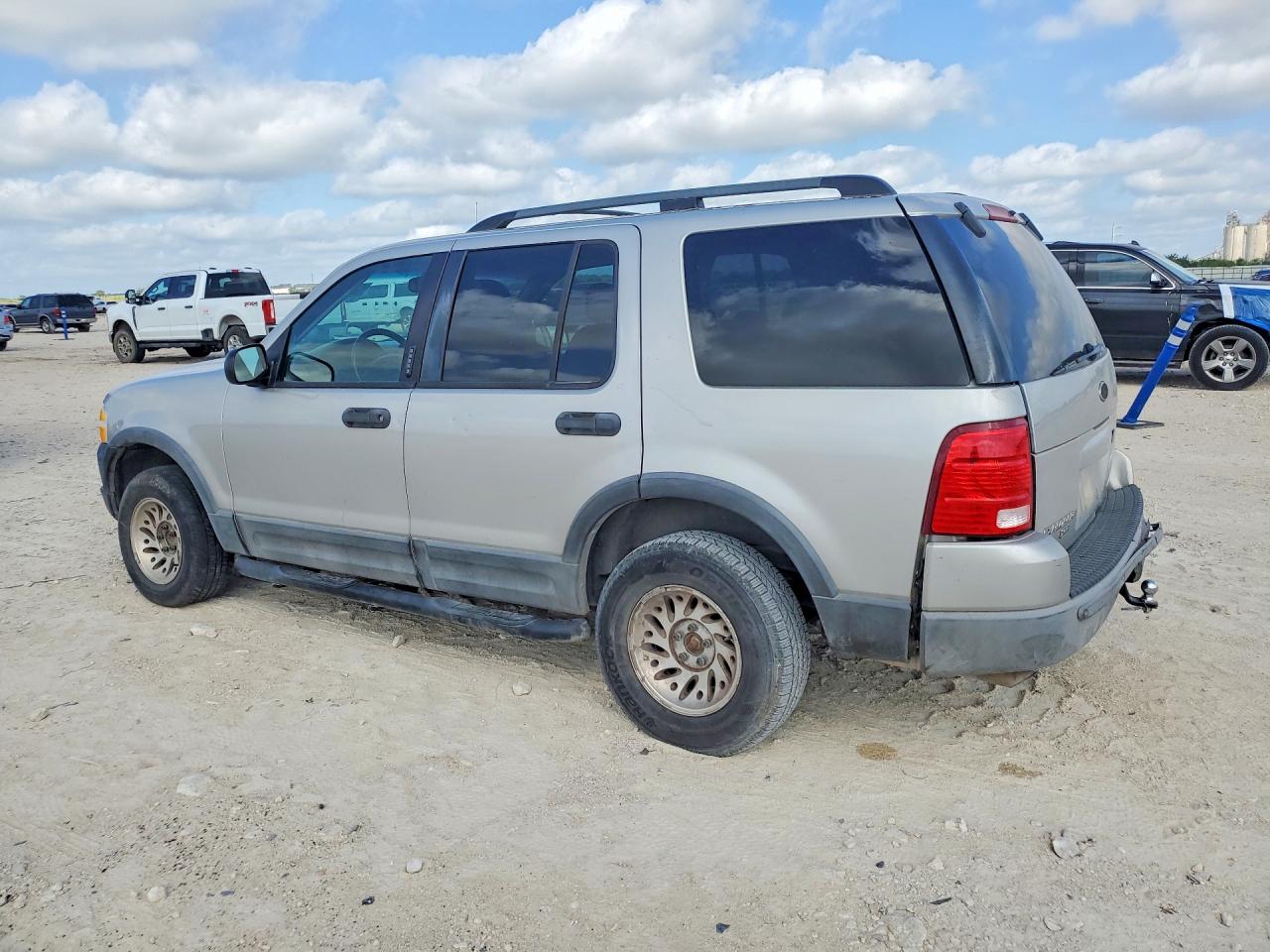 2003 Ford Explorer Xlt Silver vin: 1FMZU63K23ZB02469