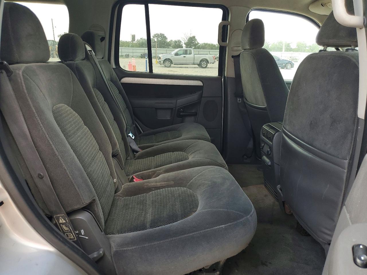 2003 Ford Explorer Xlt Silver vin: 1FMZU63K23ZB02469