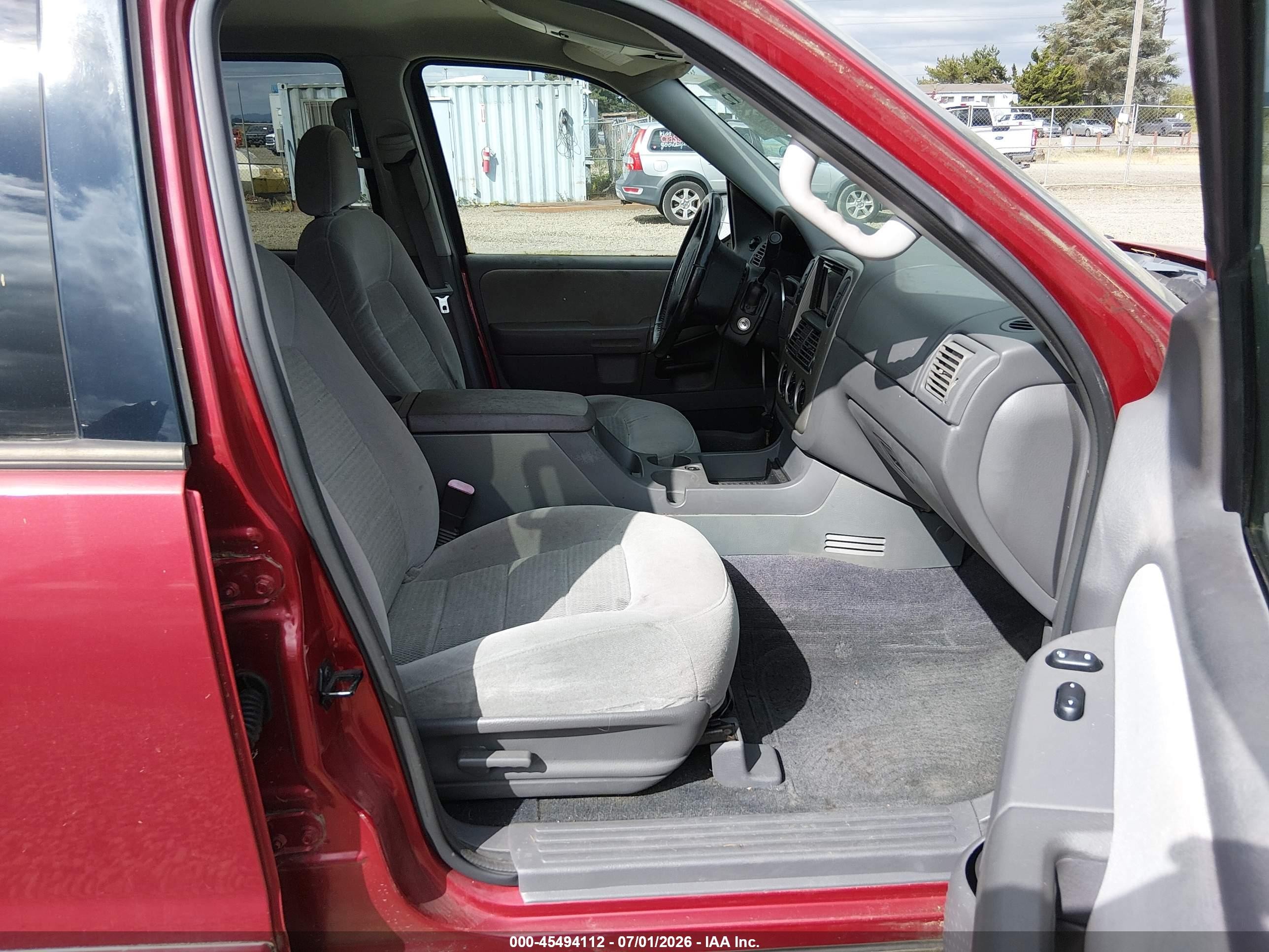 2005 Ford Explorer Xlt/xlt Sport Red vin: 1FMZU63K65ZA03172