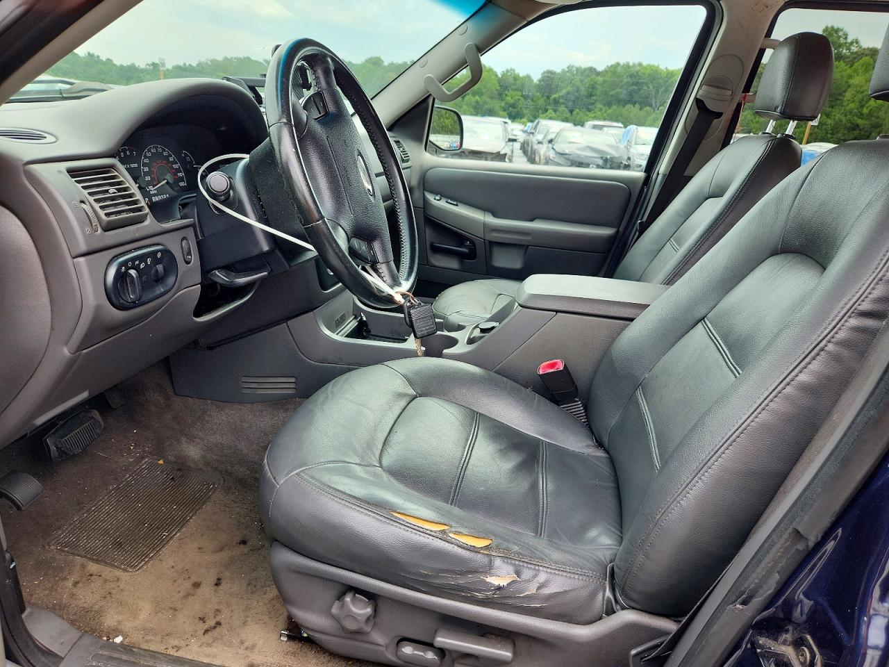 2002 Ford Explorer Xlt Blue vin: 1FMZU63KX2ZC99356