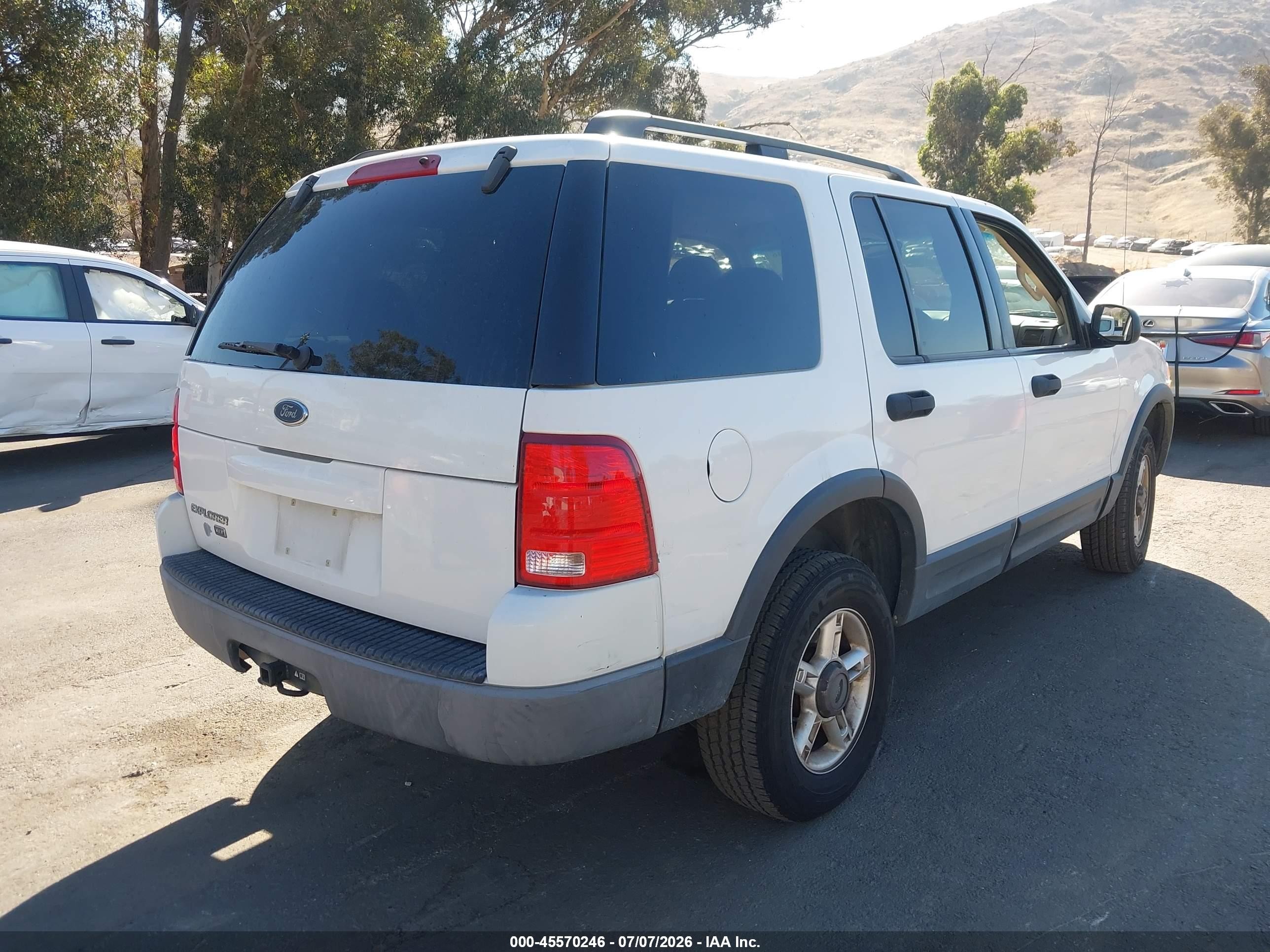 2003 Ford Explorer Nbx/xlt White vin: 1FMZU63KX3UB33210