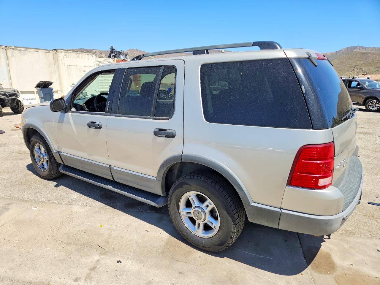 2003 Ford Explorer Xlt Beige vin: 1FMZU63KX3UC68901