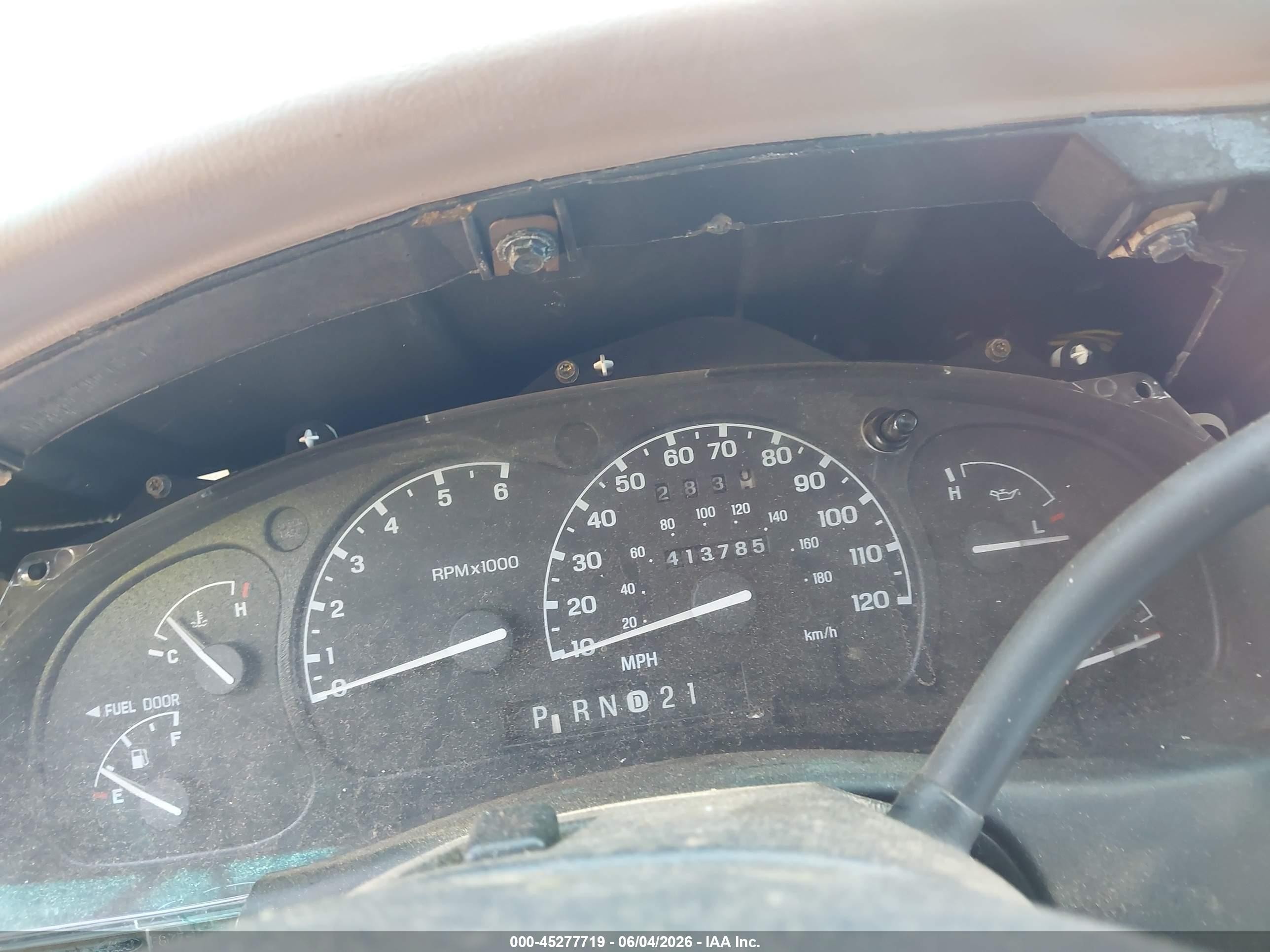2000 Ford Explorer Xlt Gold vin: 1FMZU63P0YUB59172