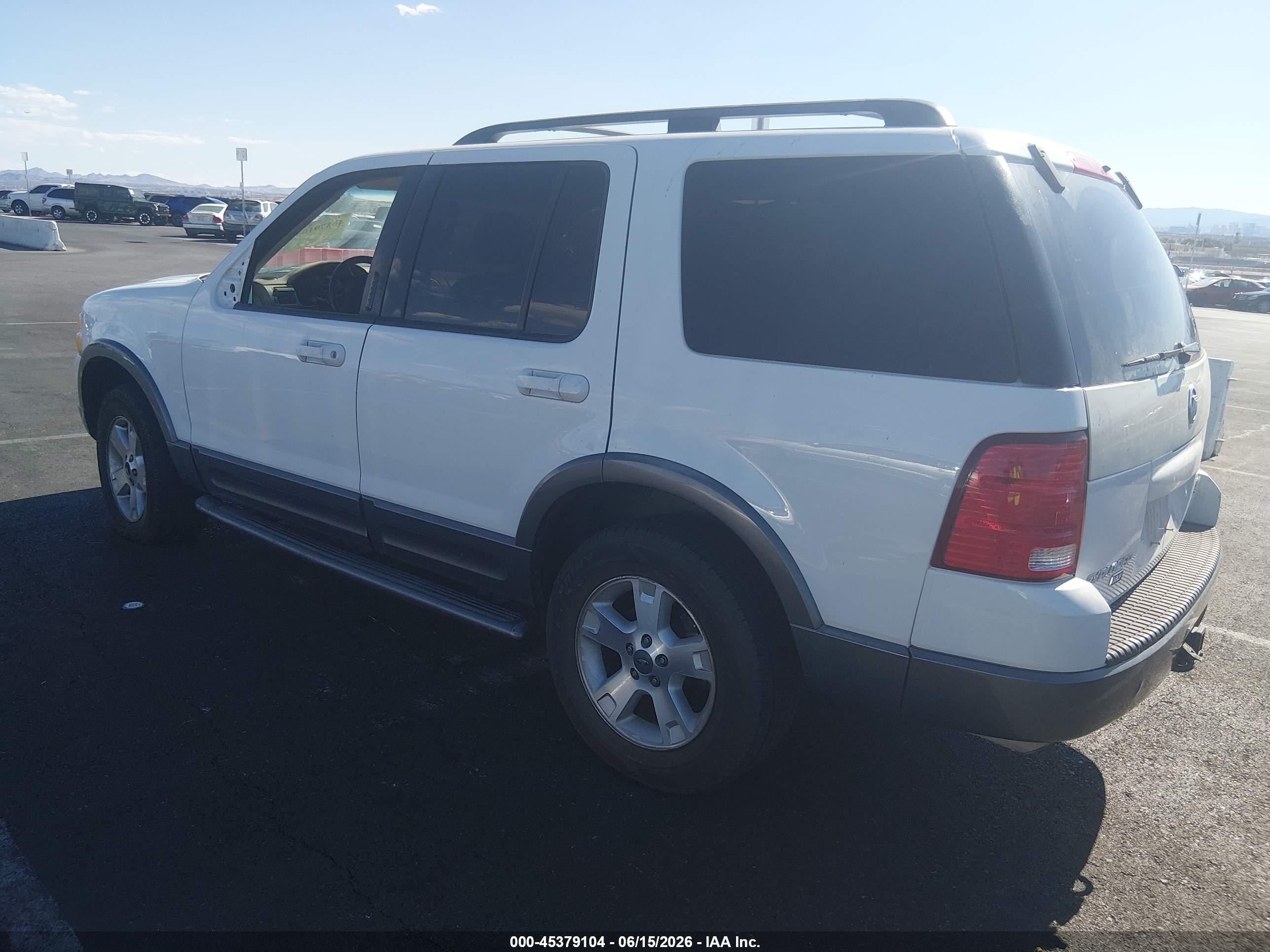 2003 Ford Explorer   White vin: 1FMZU63W43ZB04906
