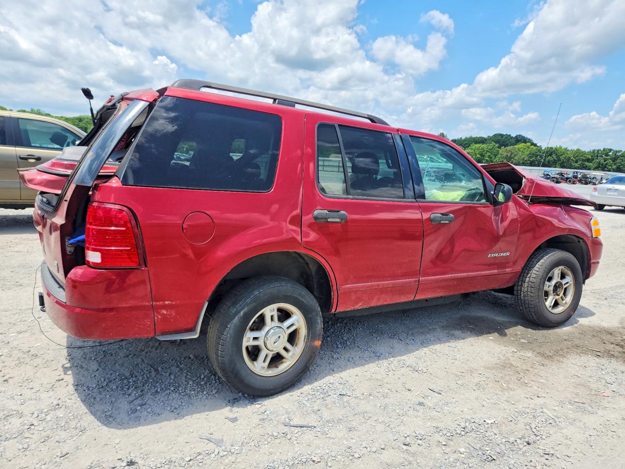 2004 Ford Explorer Xlt Red vin: 1FMZU63W94UA45527