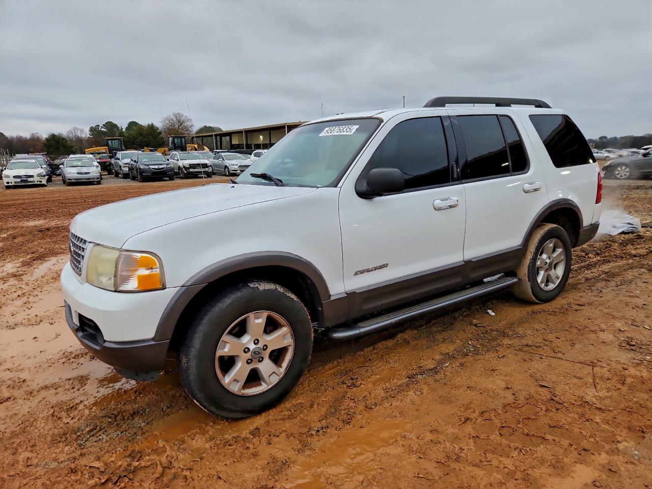 2005 Ford Explorer Xlt White vin: 1FMZU63W95UA77184