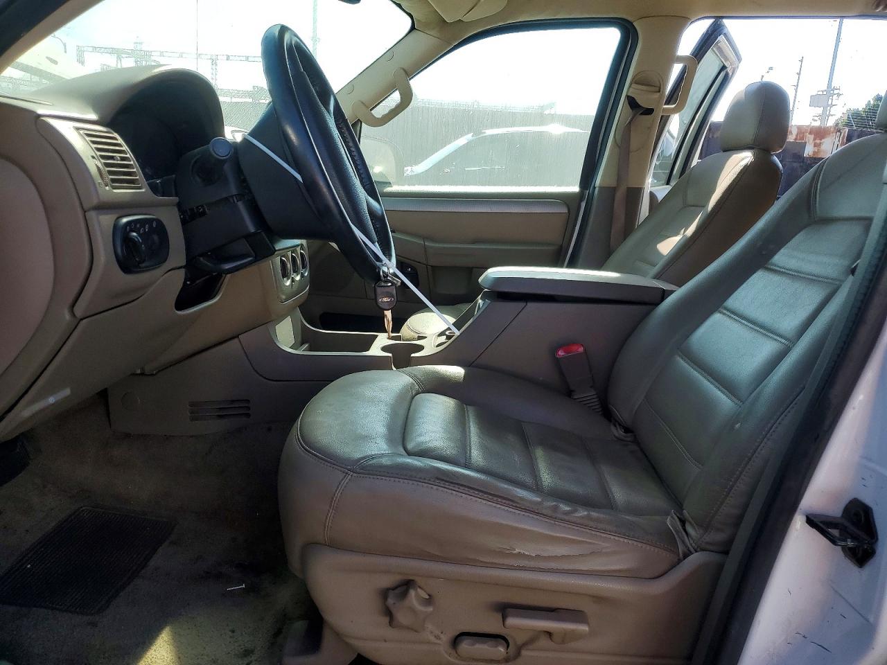 2003 Ford Explorer Xlt Белый vin: 1FMZU63WX3ZB59036