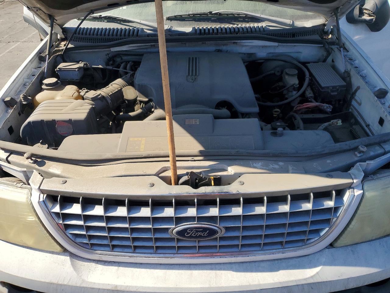 2003 Ford Explorer Xlt Белый vin: 1FMZU63WX3ZB59036
